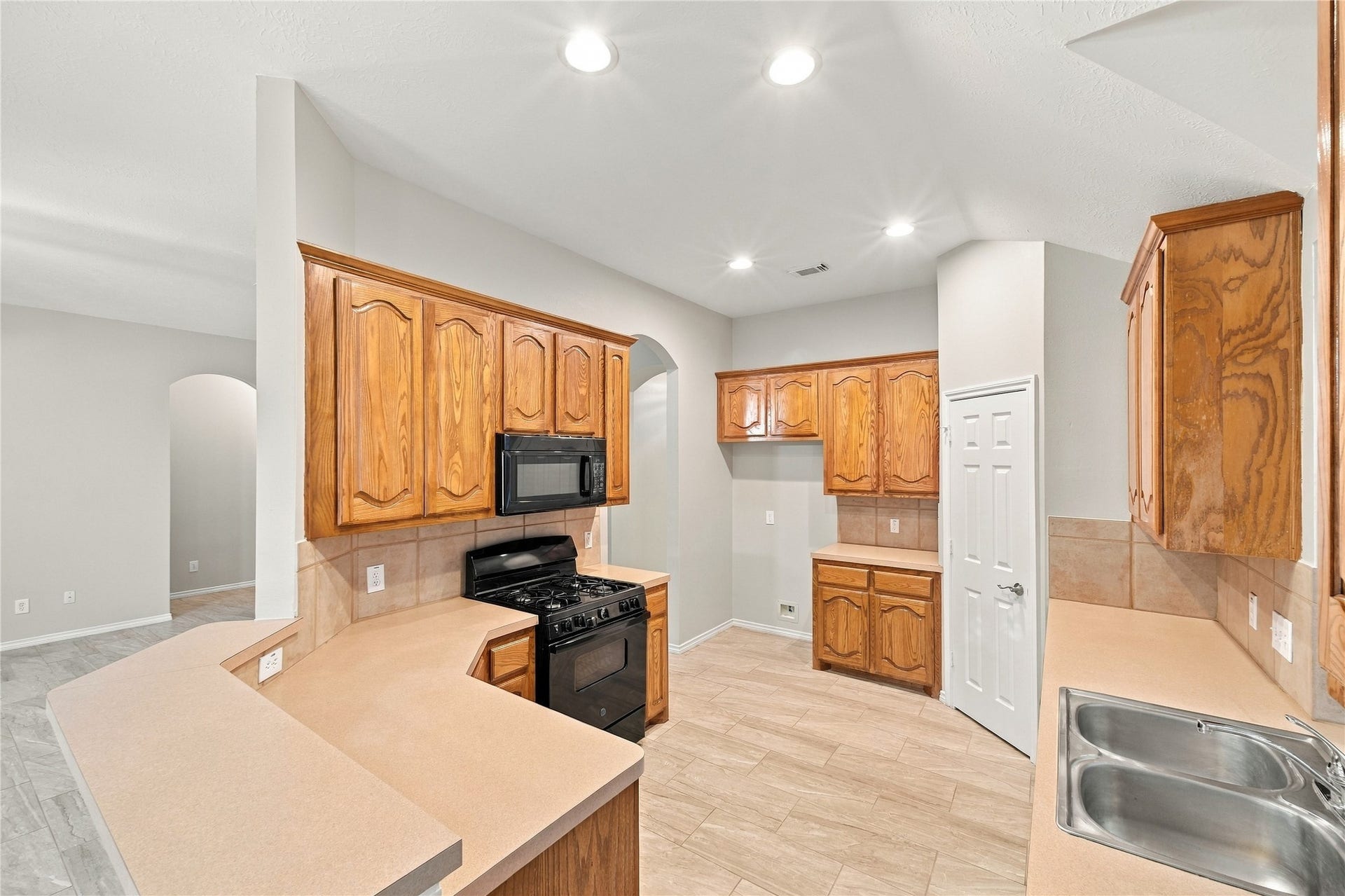 22923 Creekside Gate Court, Tomball, TX 77375 22923 Creekside Gate Court, Tomball, TX 77375