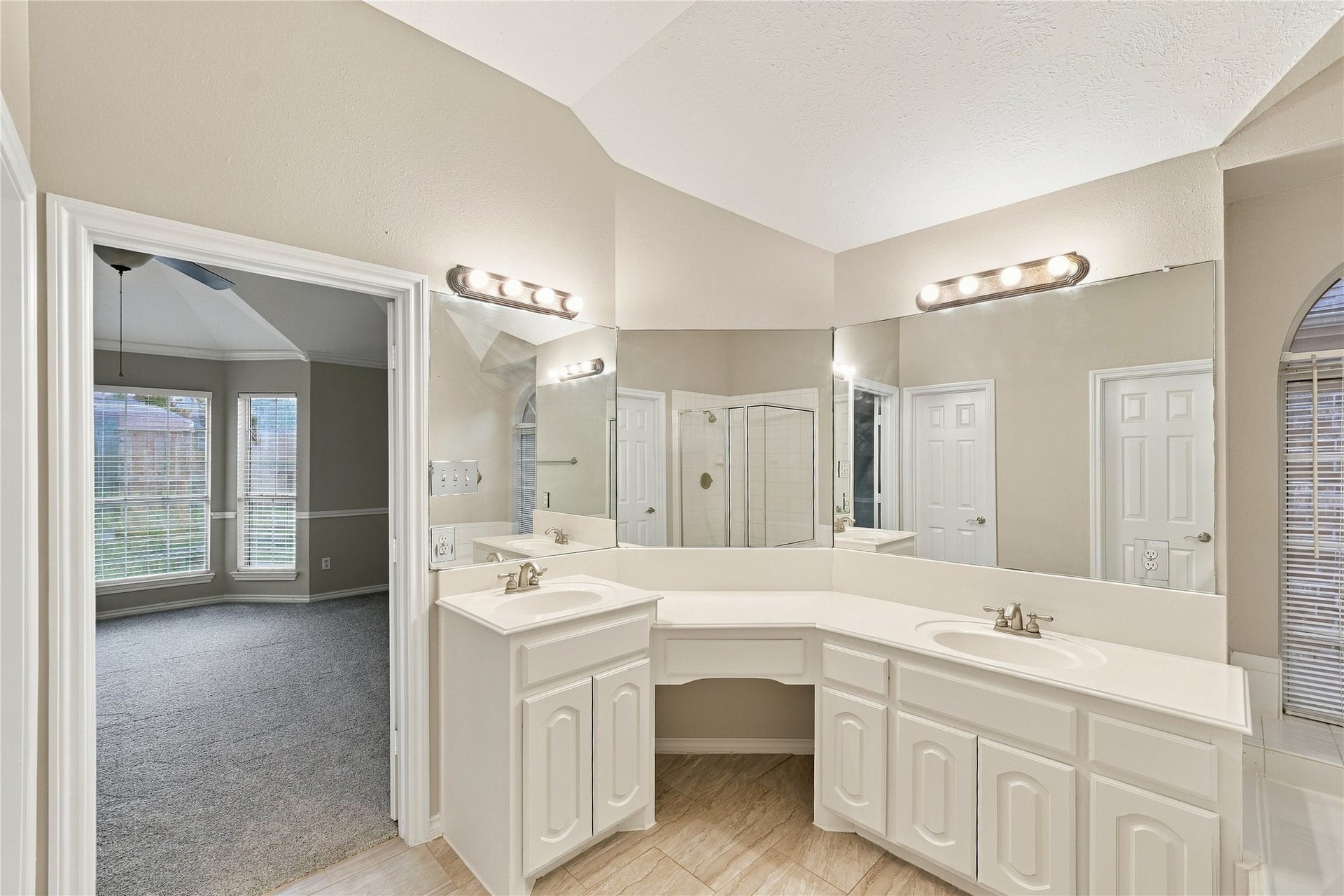 22923 Creekside Gate Court, Tomball, TX 77375 22923 Creekside Gate Court, Tomball, TX 77375