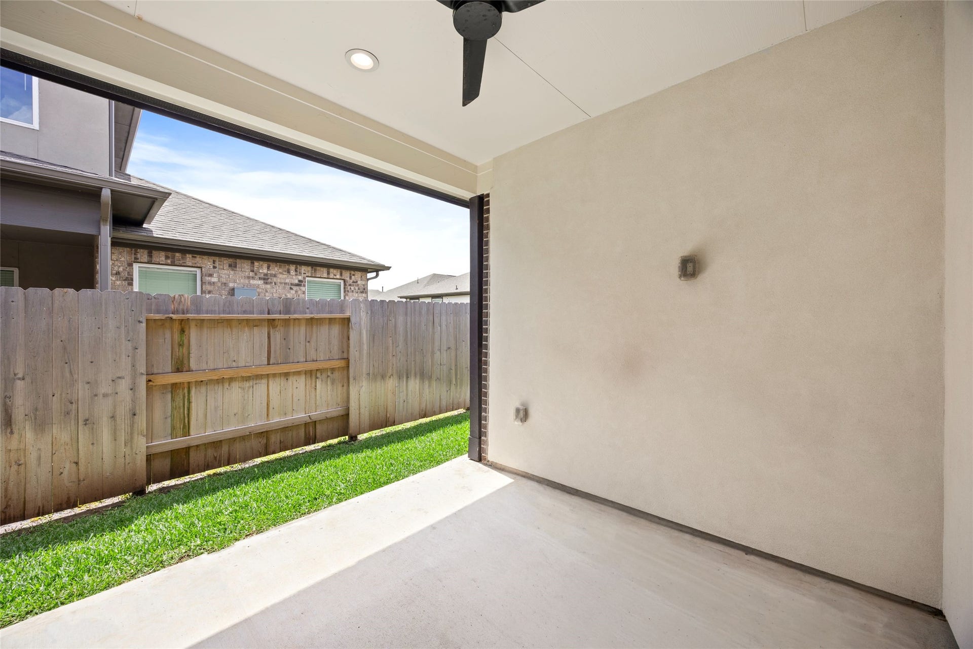 2638 Aruba Bend Drive, Katy, TX 77493 2638 Aruba Bend Drive, Katy, TX 77493
