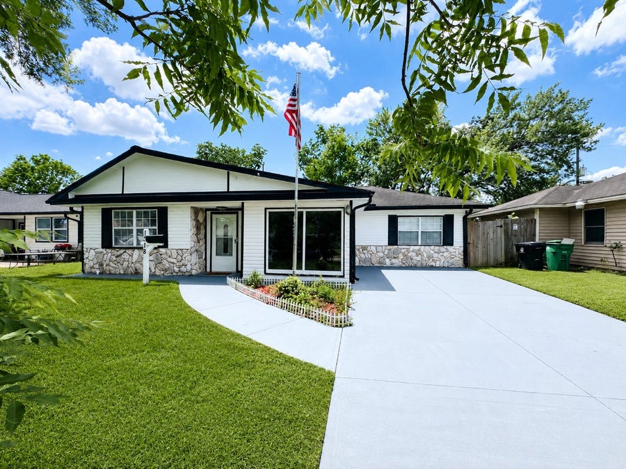 Property photo for 1318 Sulphur Street, Houston, TX