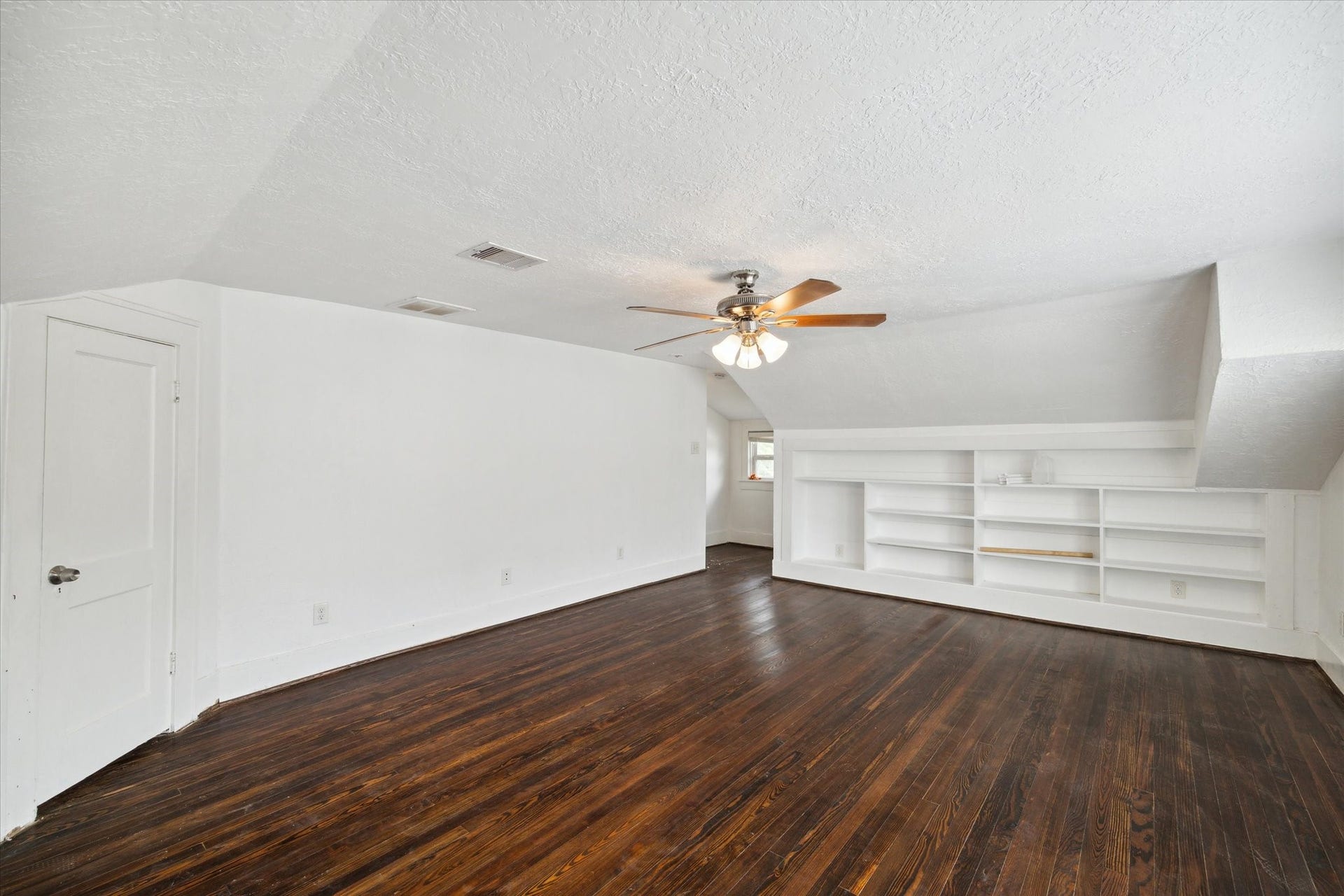 2611 Isabella Street, Houston, TX 77004