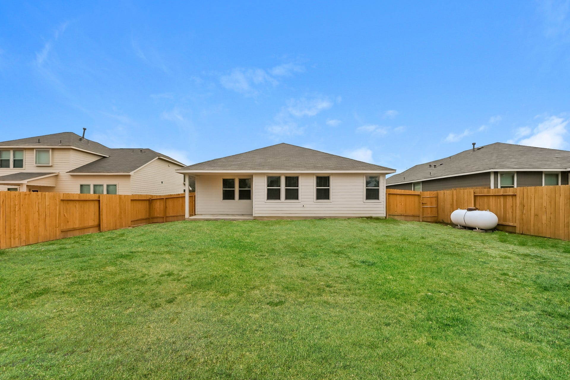 11040 Patriot Court, Cleveland, TX 77328 11040 Patriot Court, Cleveland, TX 77328