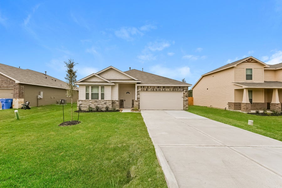 Property photo for 11040 Patriot Court, Cleveland, TX