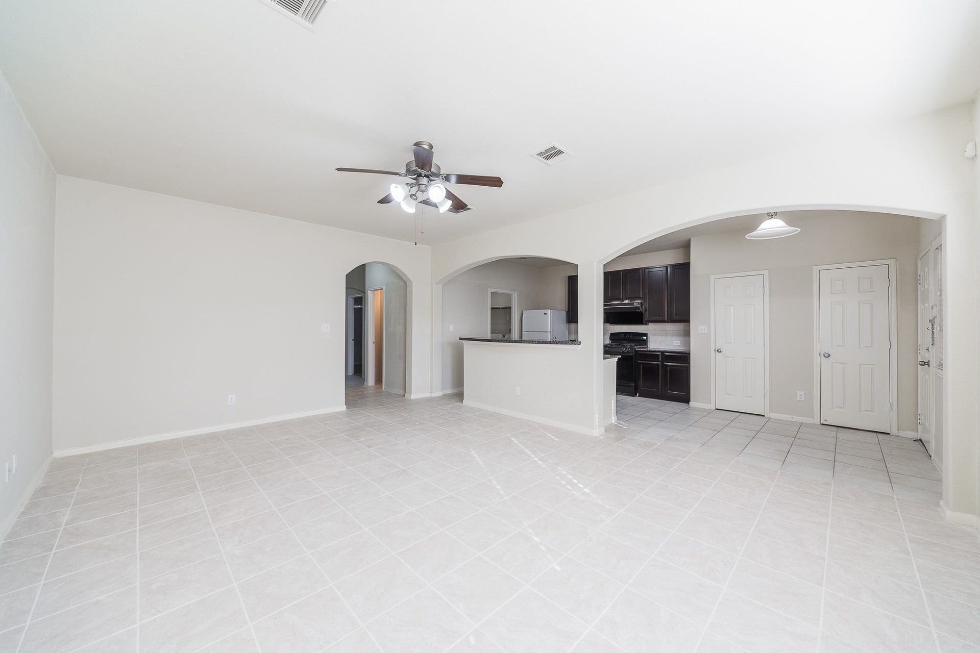 7239 Autumn Sun Drive, Houston, TX 77083
