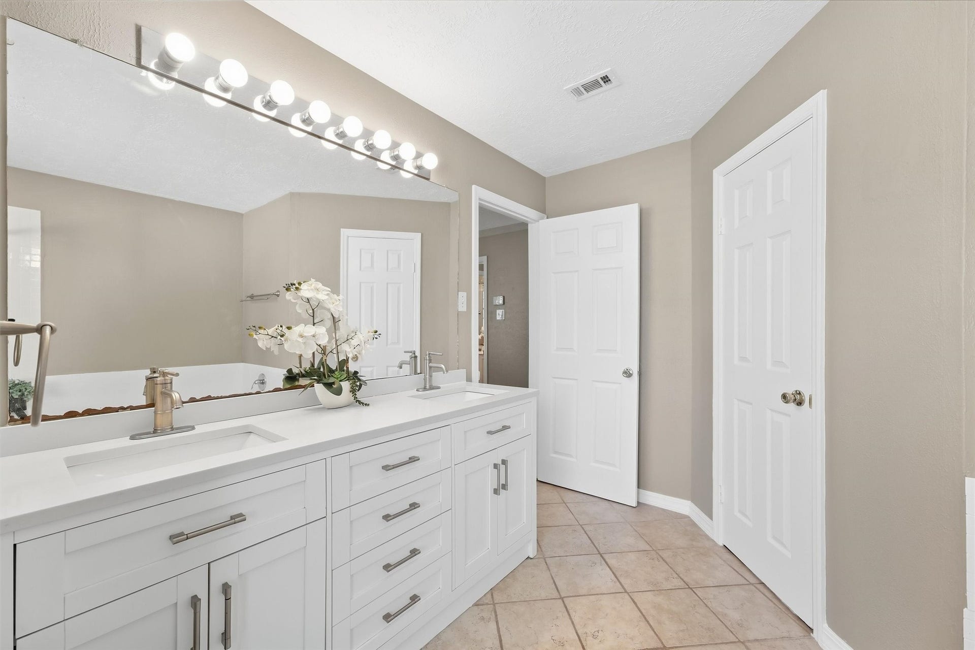 1926 Victoria Garden Drive, Richmond, TX 77406 1926 Victoria Garden Drive, Richmond, TX 77406