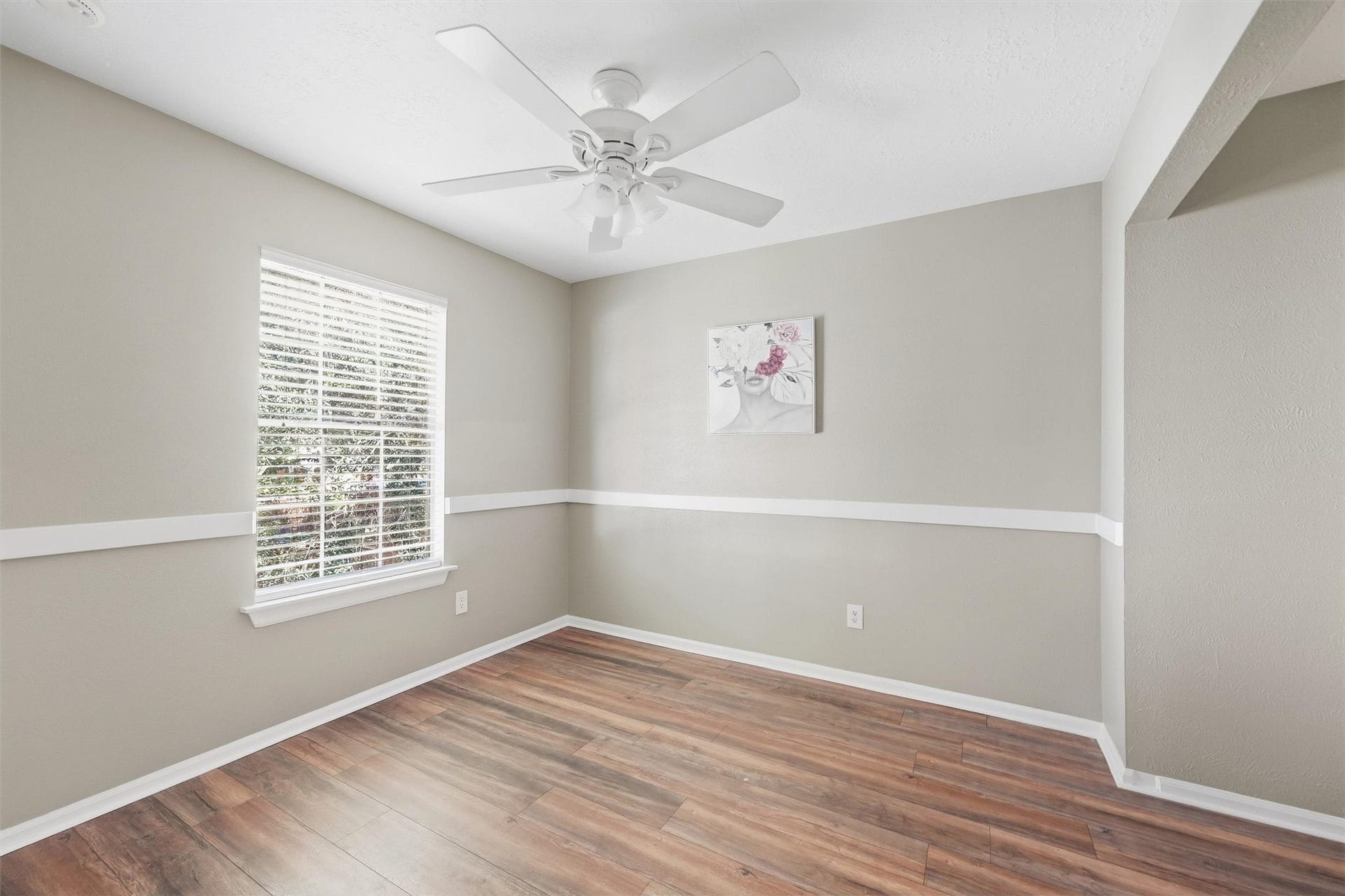 1926 Victoria Garden Drive, Richmond, TX 77406 Additional bedrooms with flexible use for family, guests