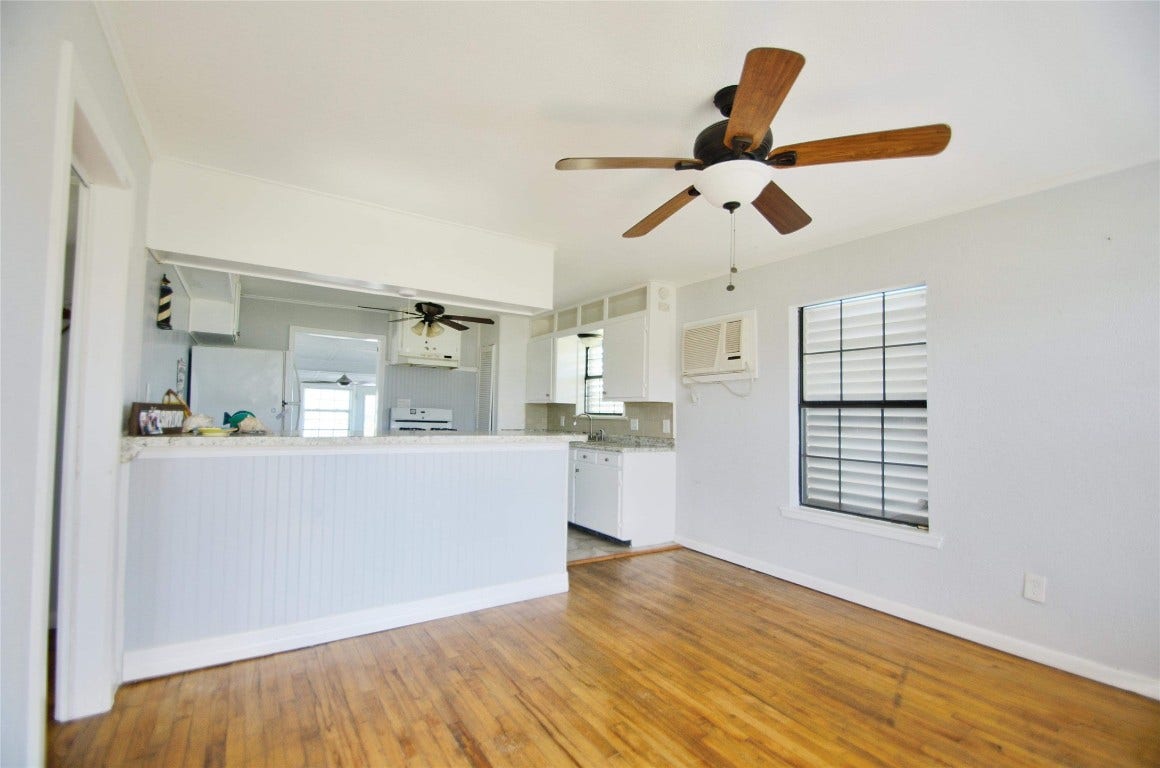 436 9th Street, San Leon, TX 77539 436 9th Street, San Leon, TX 77539