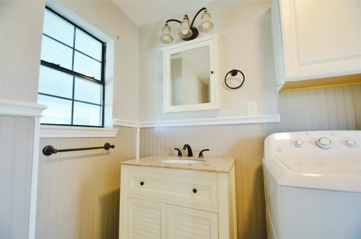 436 9th Street, San Leon, TX 77539 436 9th Street, San Leon, TX 77539