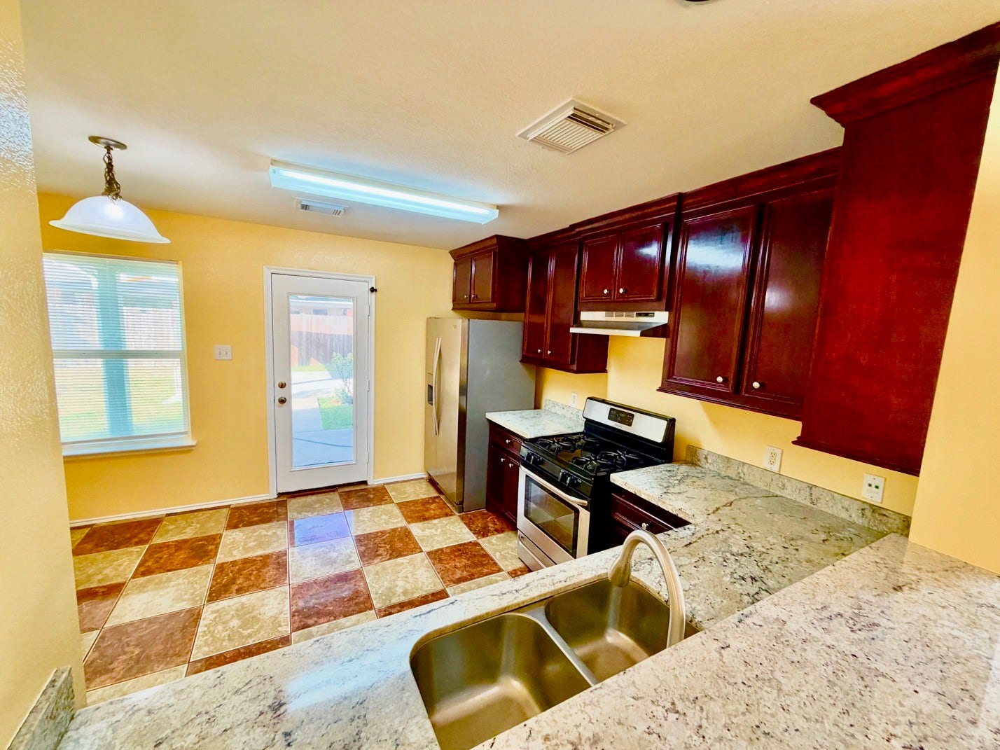 523 Remington Green Court, Houston, TX 77073 523 Remington Green Court, Houston, TX 77073