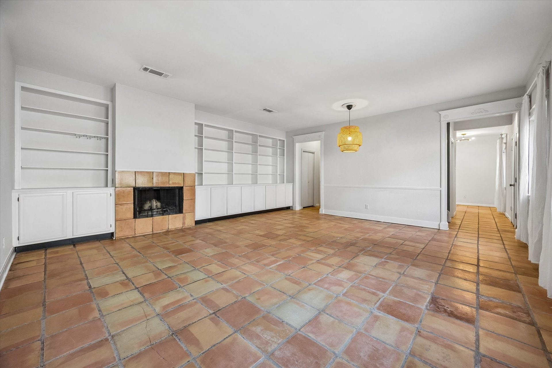 403 Anita Street, #11, Houston, TX 77006 403 Anita Street, #11, Houston, TX 77006