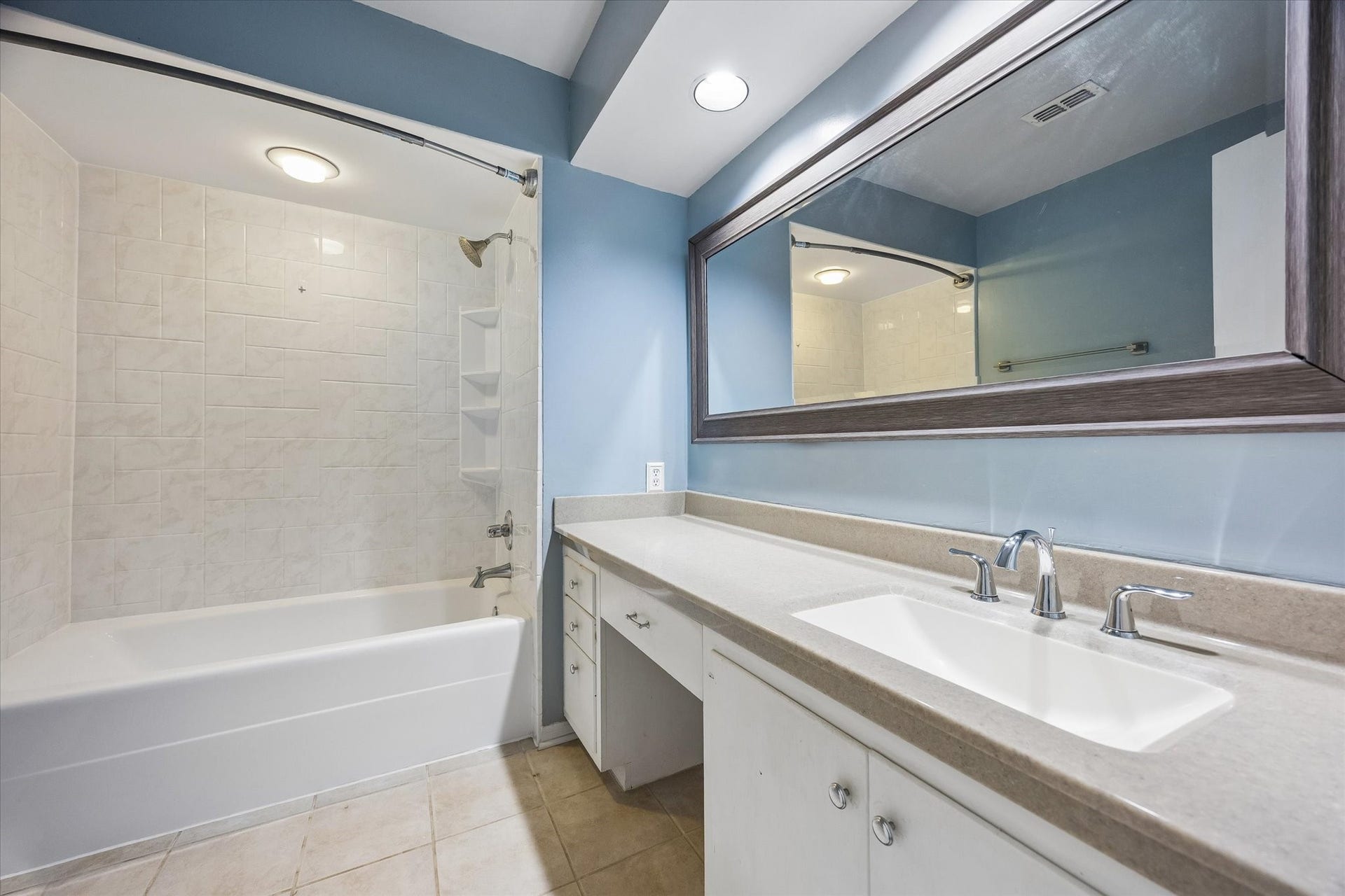 403 Anita Street, #11, Houston, TX 77006 403 Anita Street, #11, Houston, TX 77006