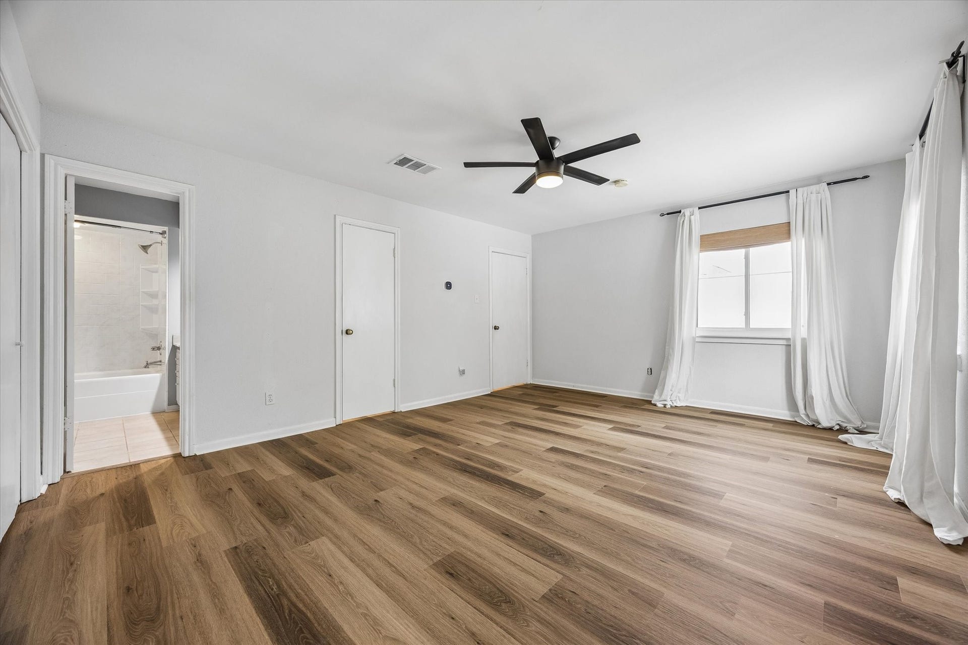 403 Anita Street, #11, Houston, TX 77006 403 Anita Street, #11, Houston, TX 77006