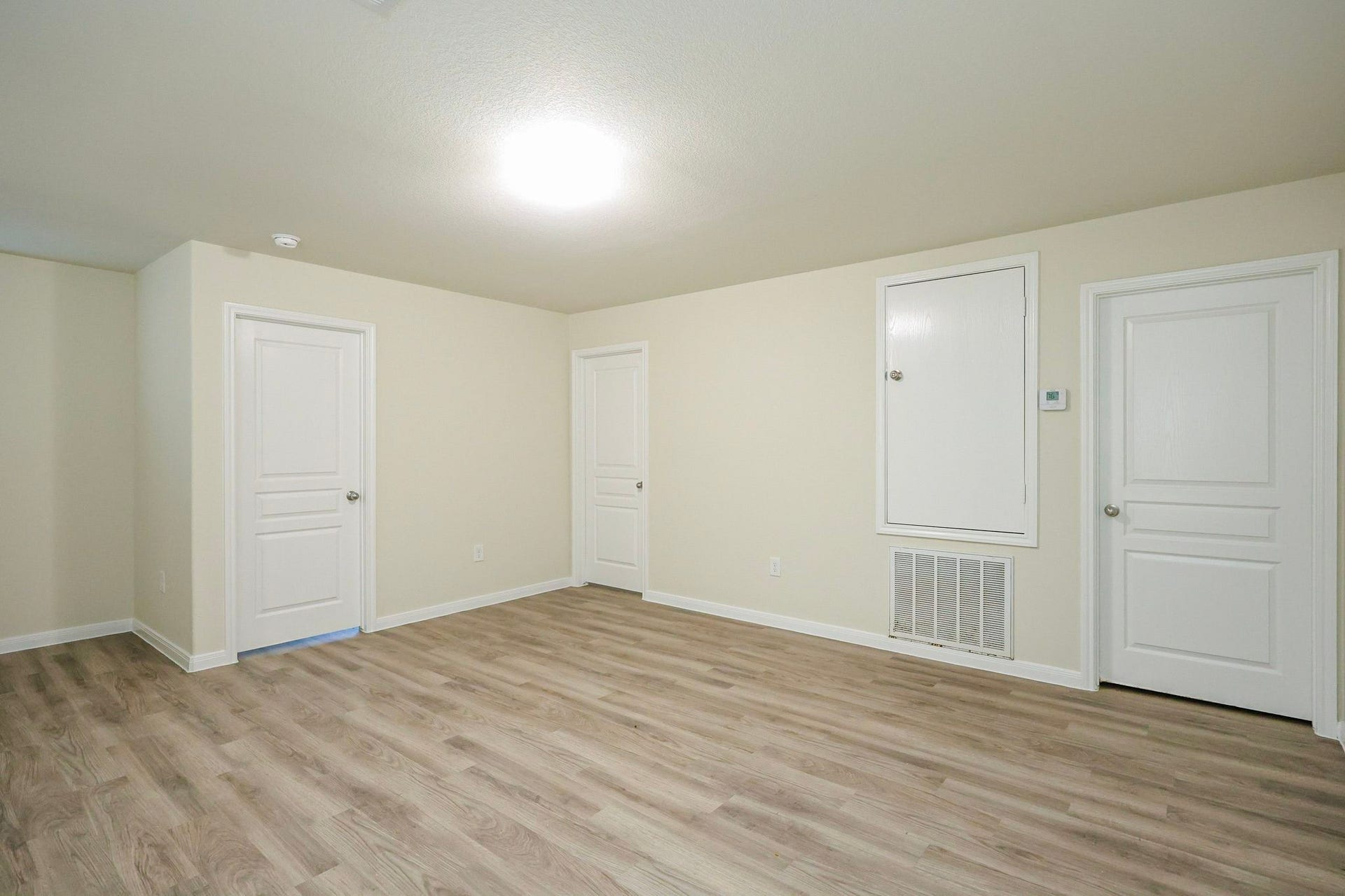 10014 Orchid Spring Lane, Houston, TX 77044 10014 Orchid Spring Lane, Houston, TX 77044