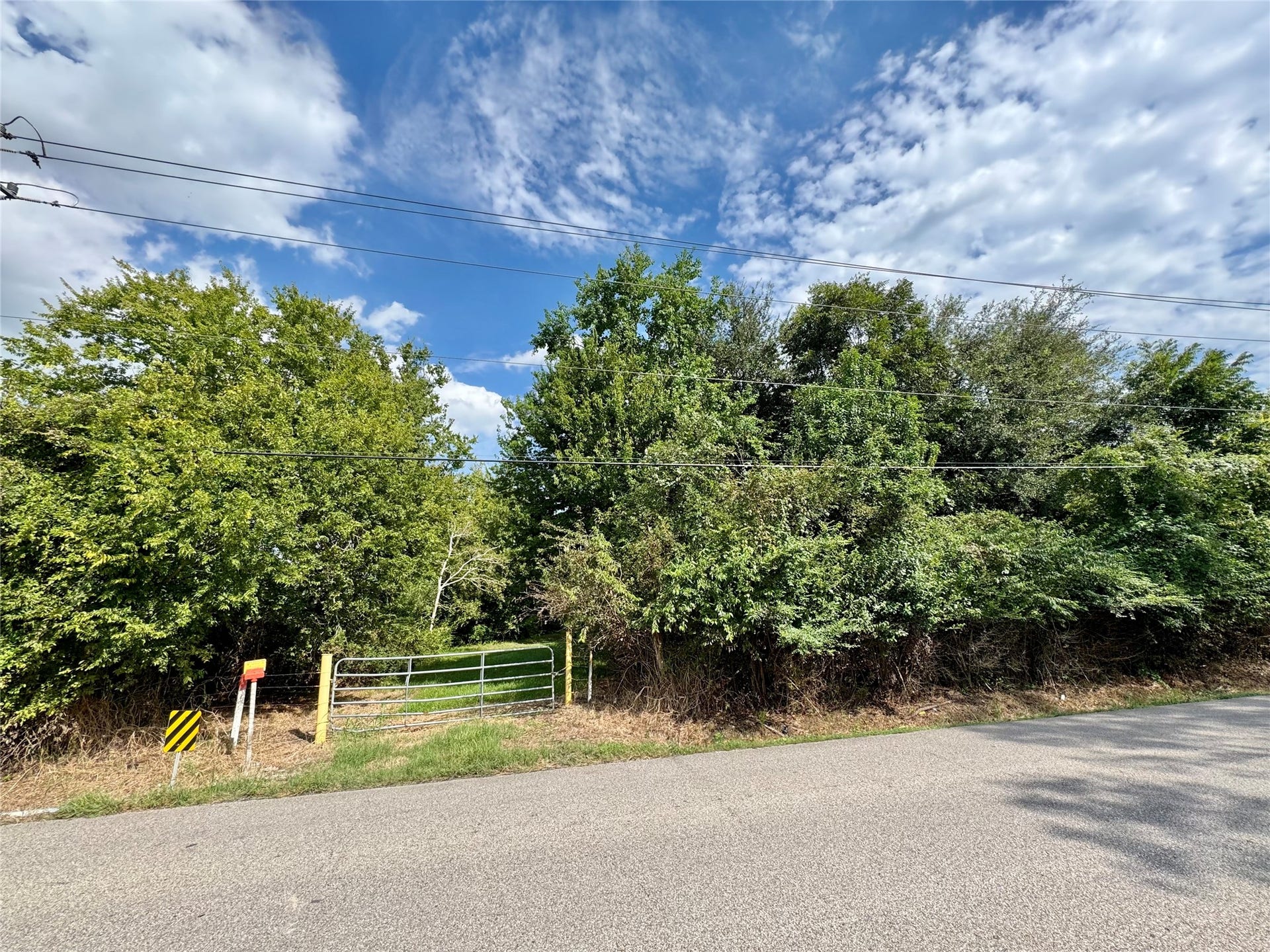 4201 AVENUE J, Santa Fe, TX 77510 4201 AVENUE J, Santa Fe, TX 77510