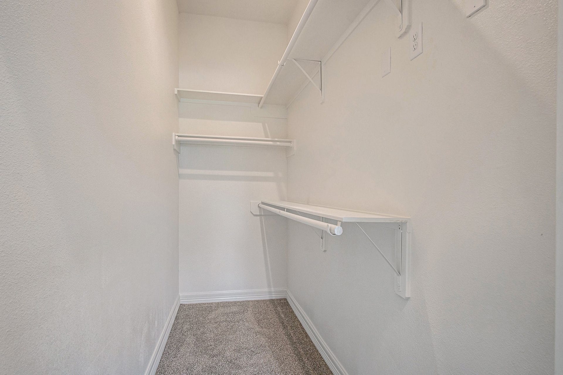 5262 Ella Boulevard, #100A, Houston, TX 77018