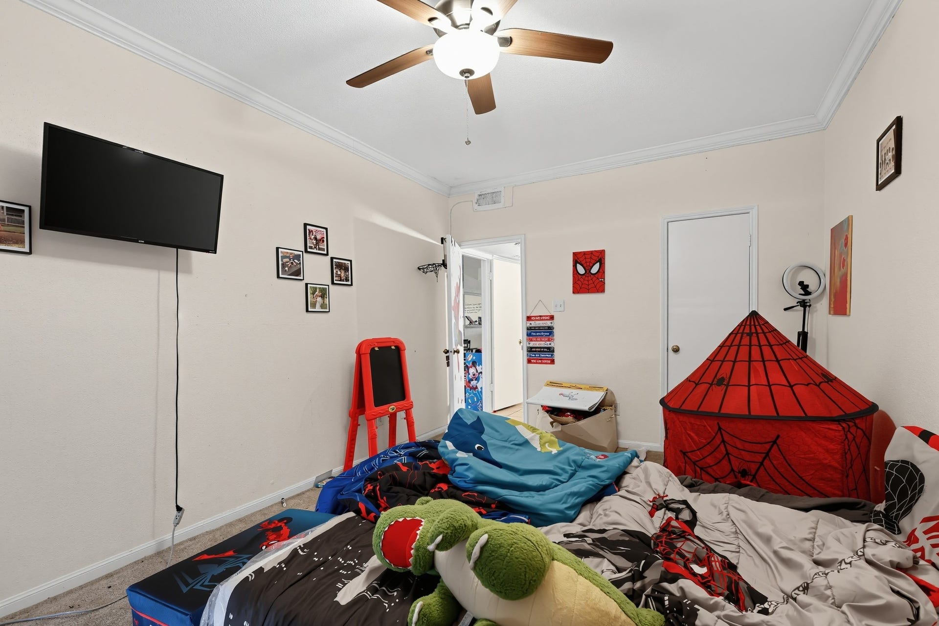 2100 Tanglewilde Street, #384, Houston, TX 77063 2100 Tanglewilde Street, #384, Houston, TX 77063