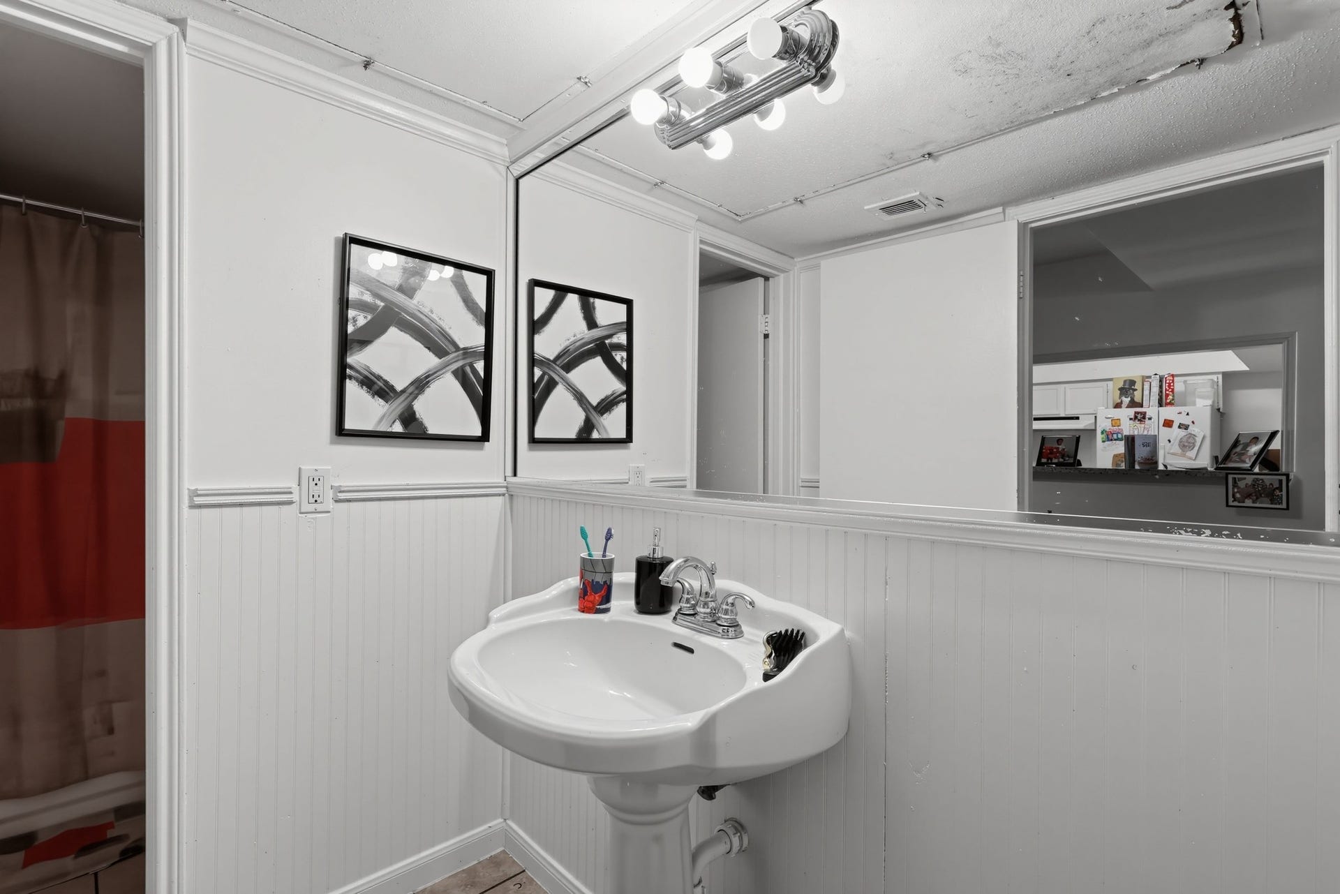 2100 Tanglewilde Street, #384, Houston, TX 77063 2100 Tanglewilde Street, #384, Houston, TX 77063