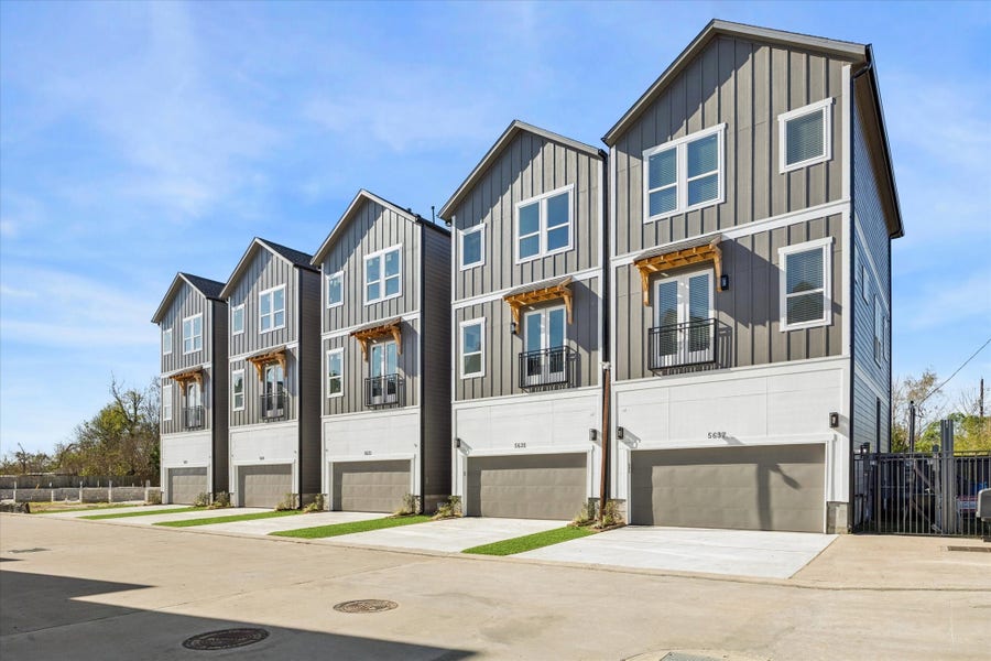 Property photo for 5616 Azores, Houston, TX