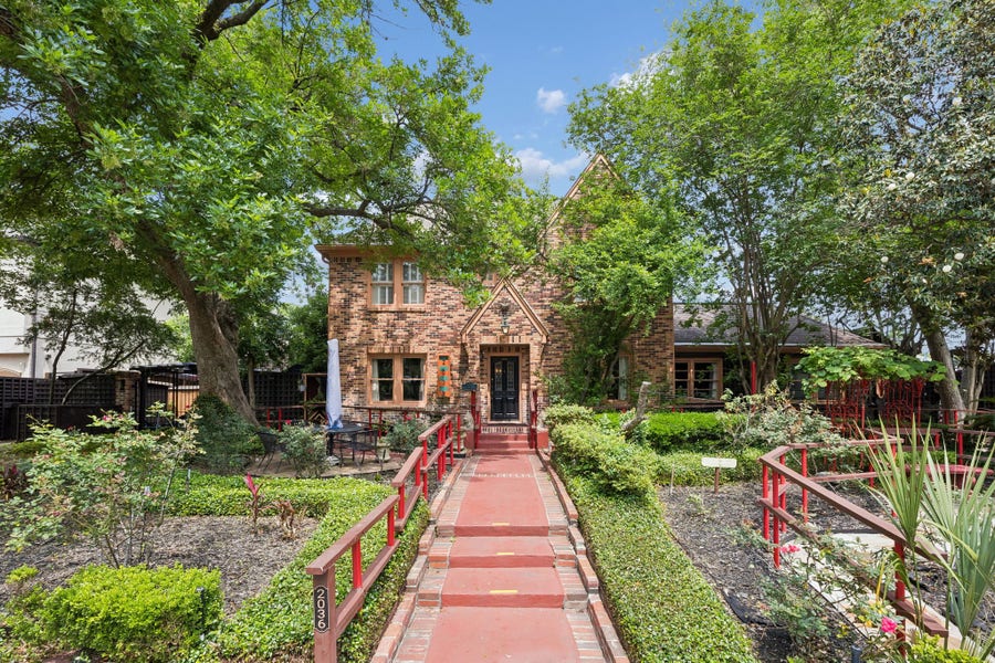 Property photo for 2036 Brentwood Drive, Houston, TX