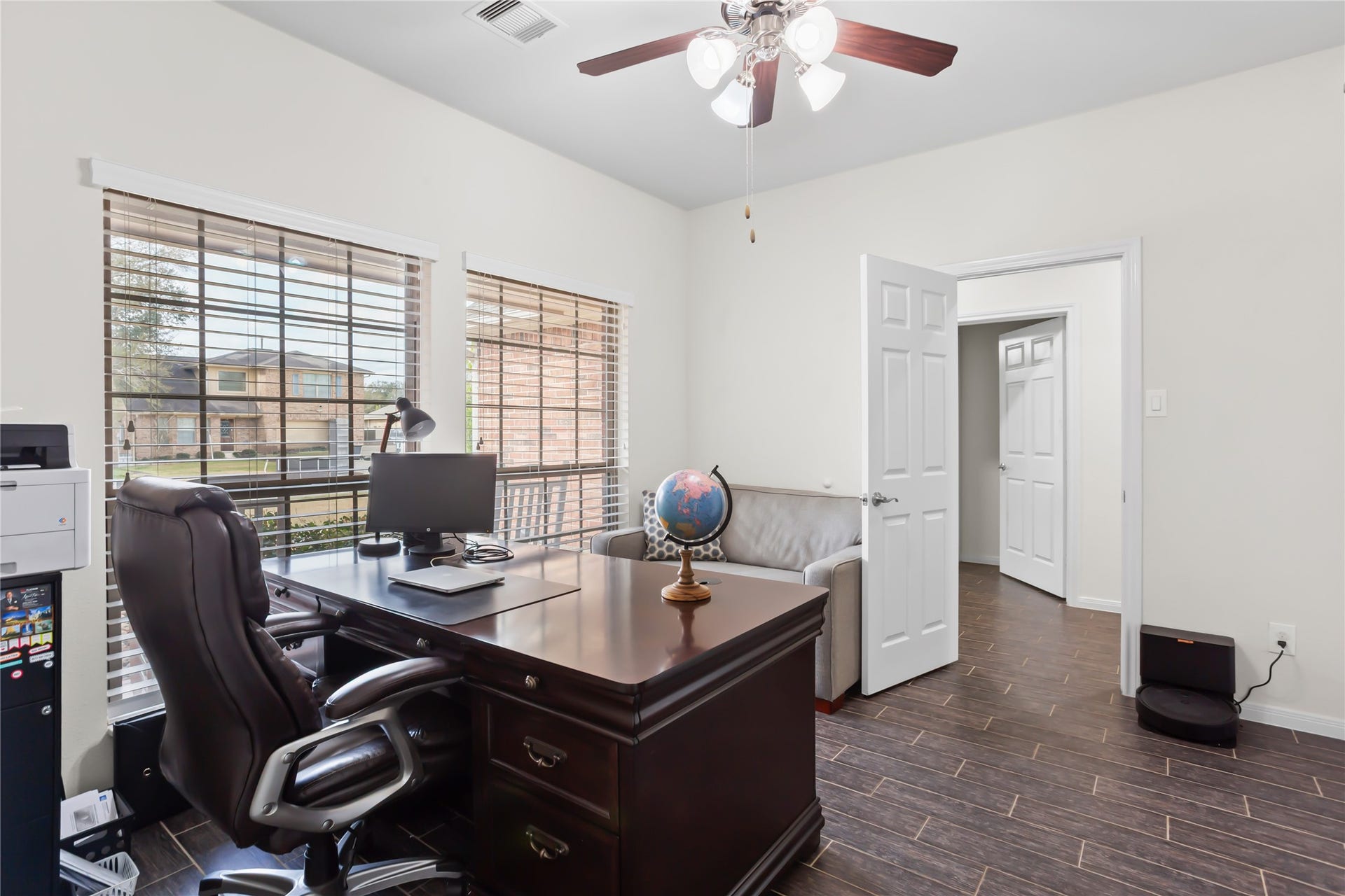1995 Brentwood Drive, Alvin, TX 77511 1995 Brentwood Drive, Alvin, TX 77511
