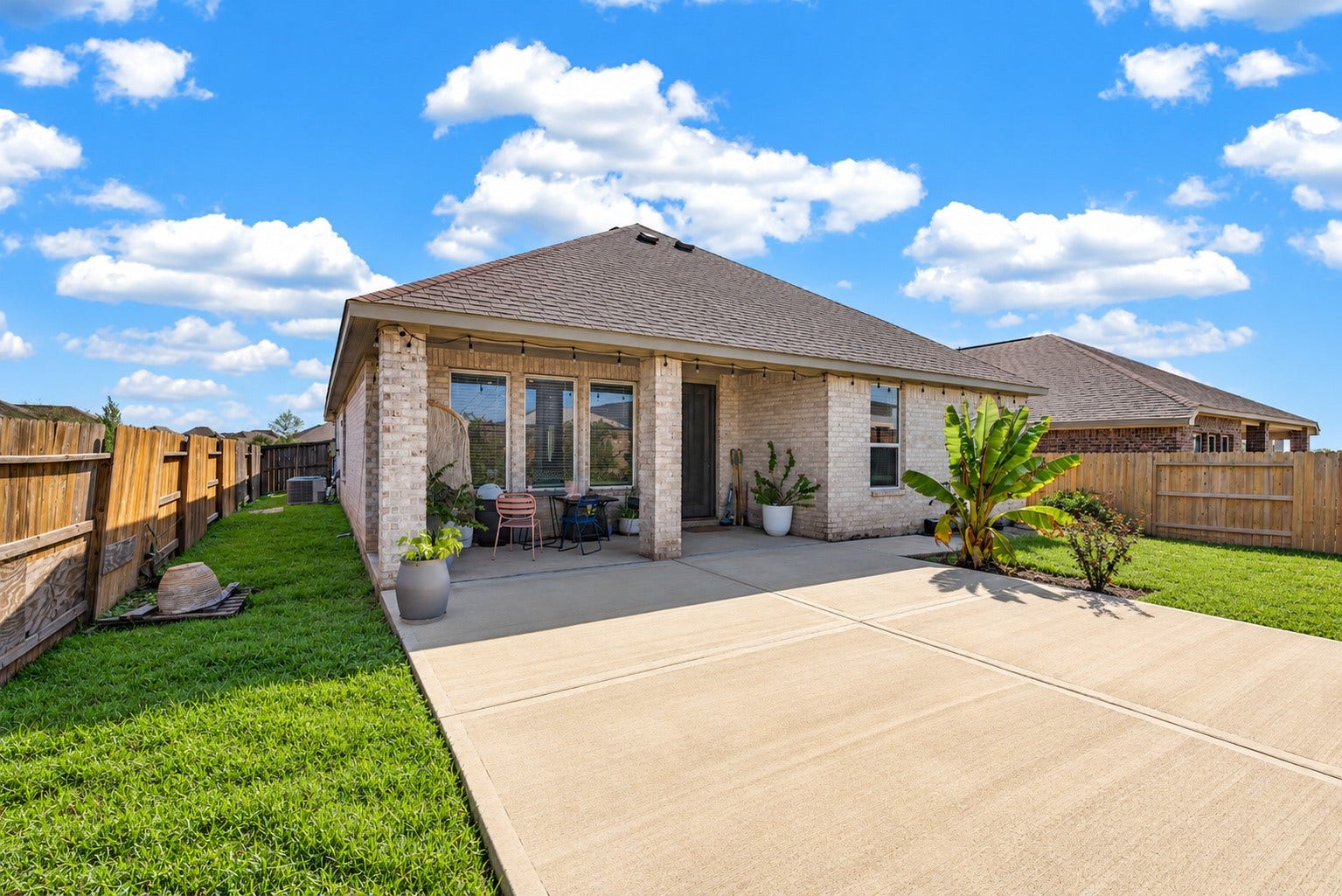 100 Solana Point Drive, Katy, TX 77493