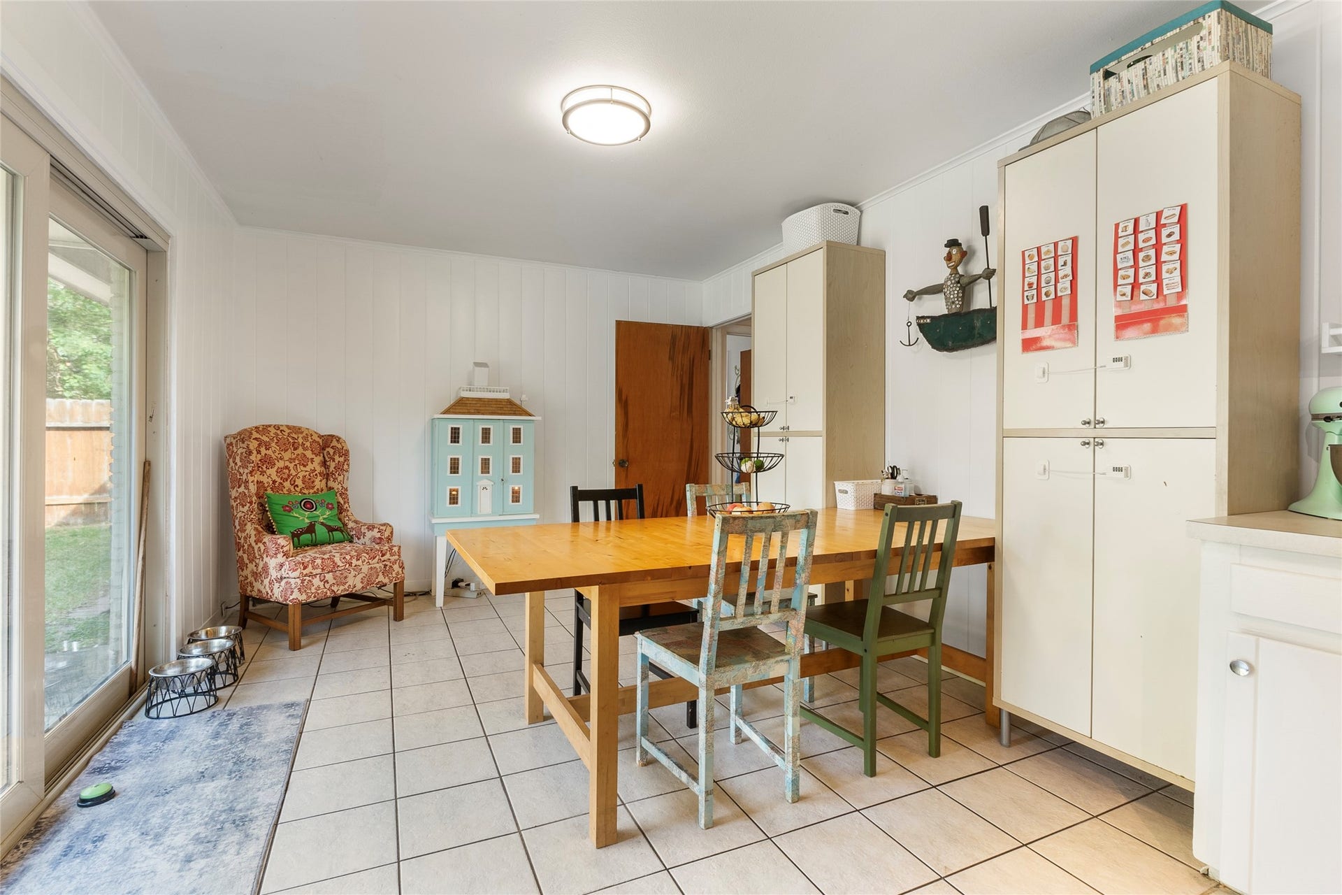 5438 Creekbend Drive, Houston, TX 77096