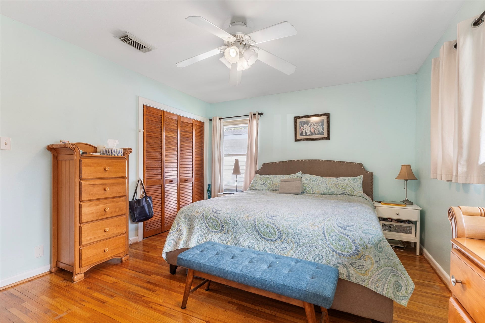 5438 Creekbend Drive, Houston, TX 77096