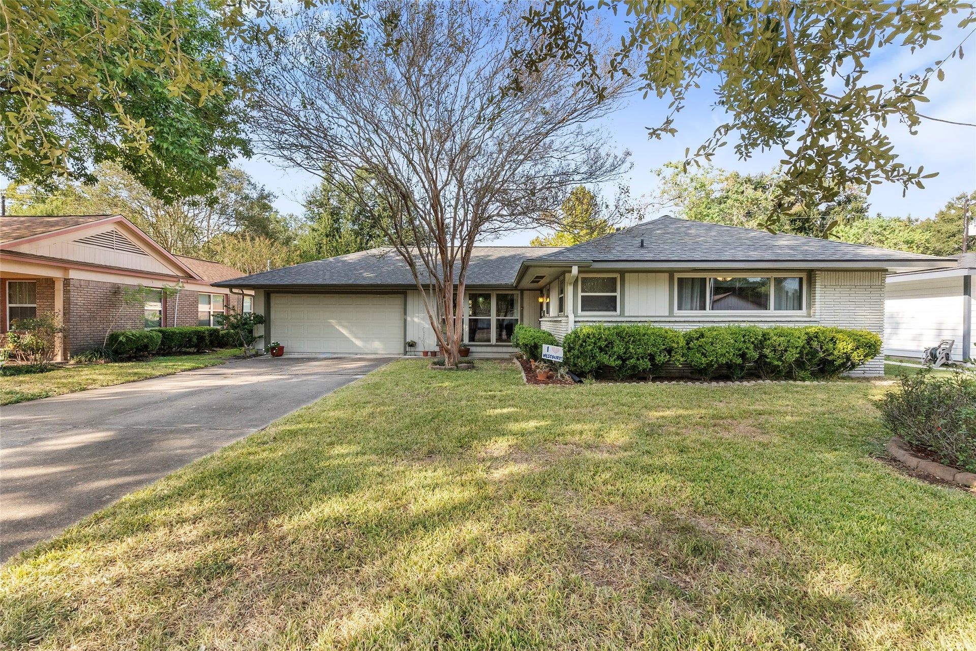 5438 Creekbend Drive, Houston, TX 77096