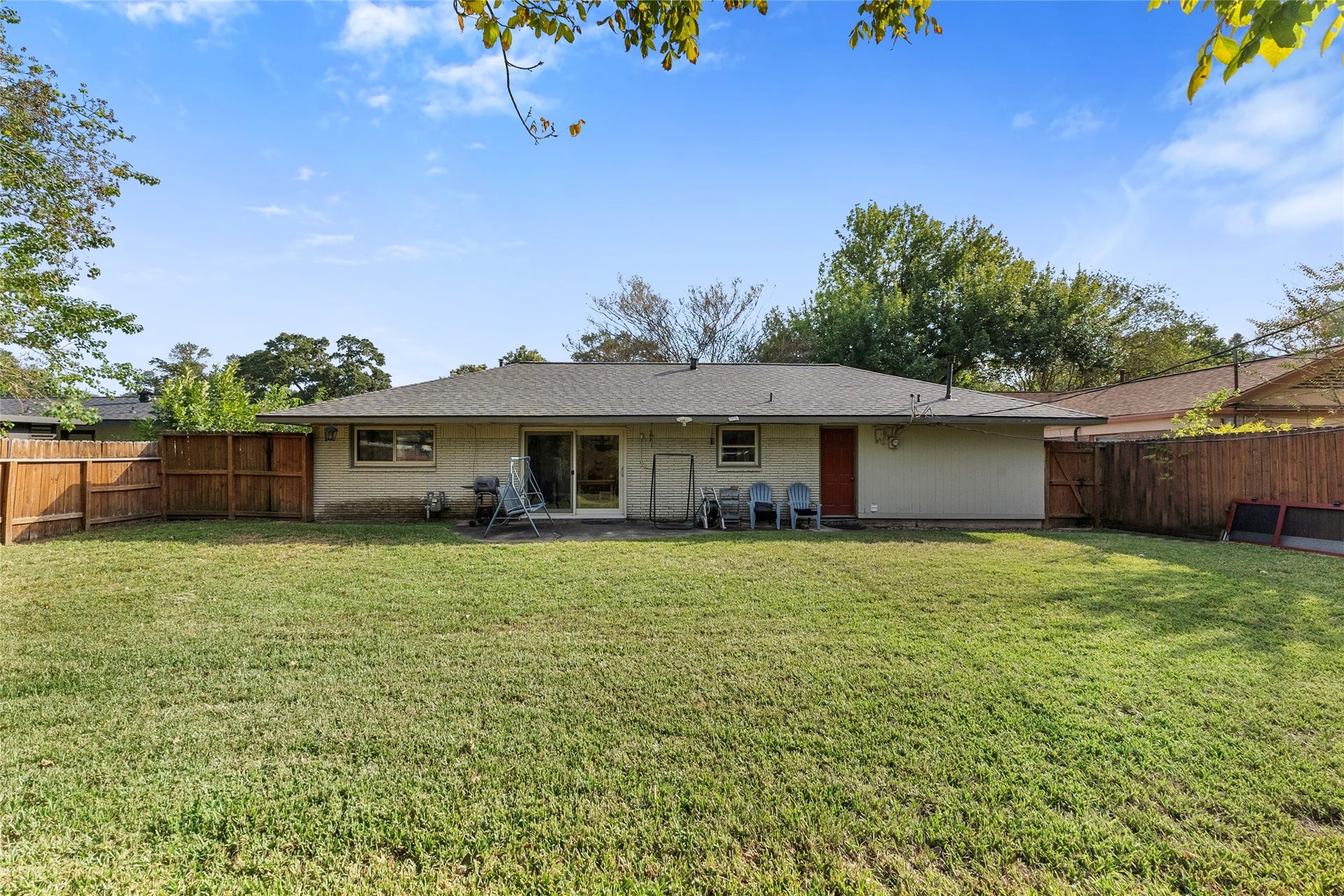 5438 Creekbend Drive, Houston, TX 77096