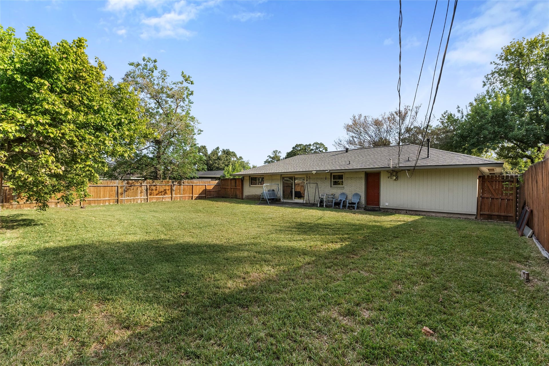 5438 Creekbend Drive, Houston, TX 77096