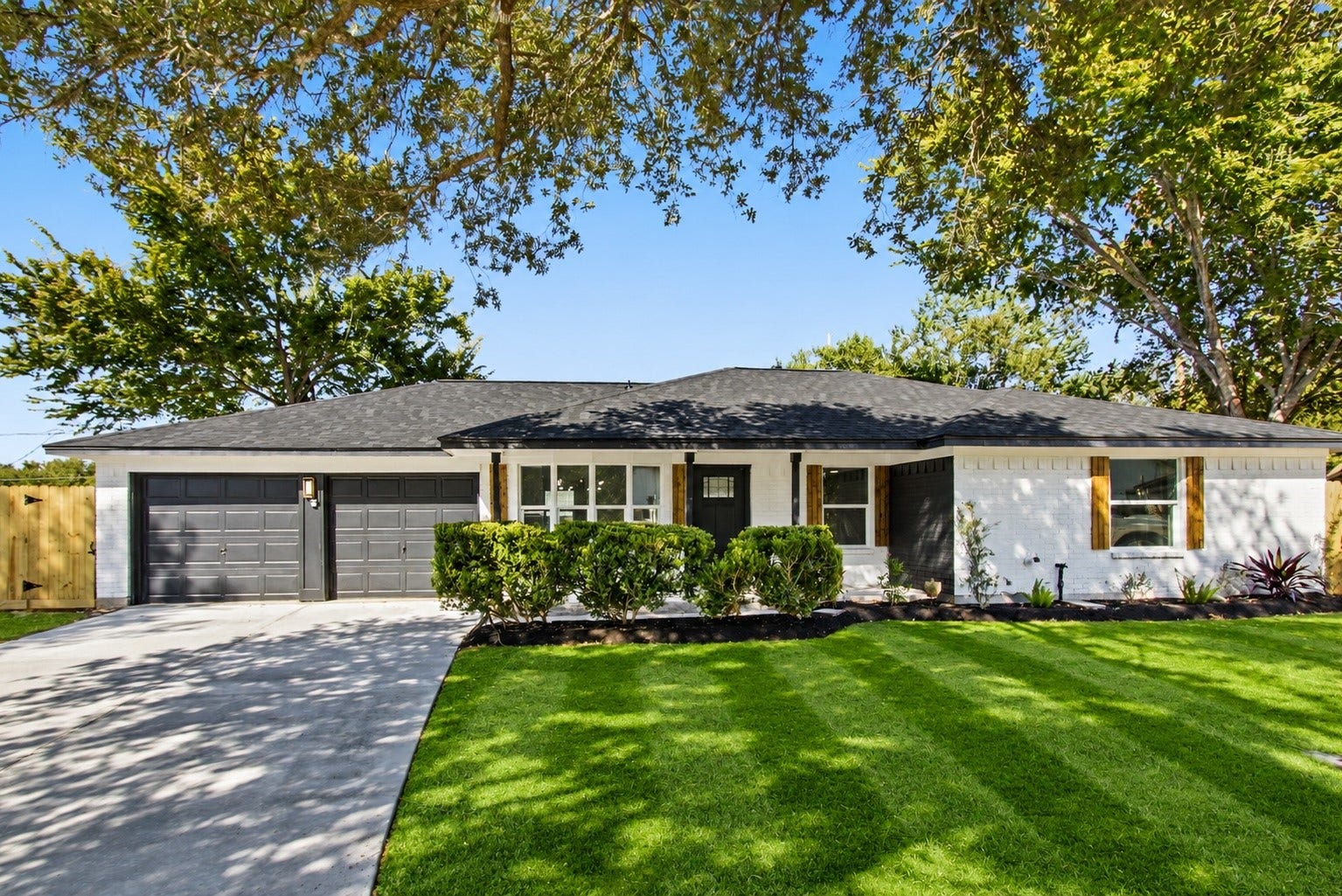 102 Belmont Avenue, Hitchcock, TX 77563 102 Belmont Avenue, Hitchcock, TX 77563