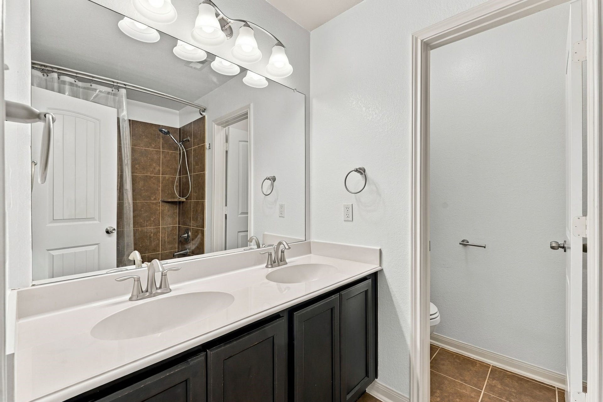 4523 Coues Deer Lane, Conroe, TX 77303 4523 Coues Deer Lane, Conroe, TX 77303