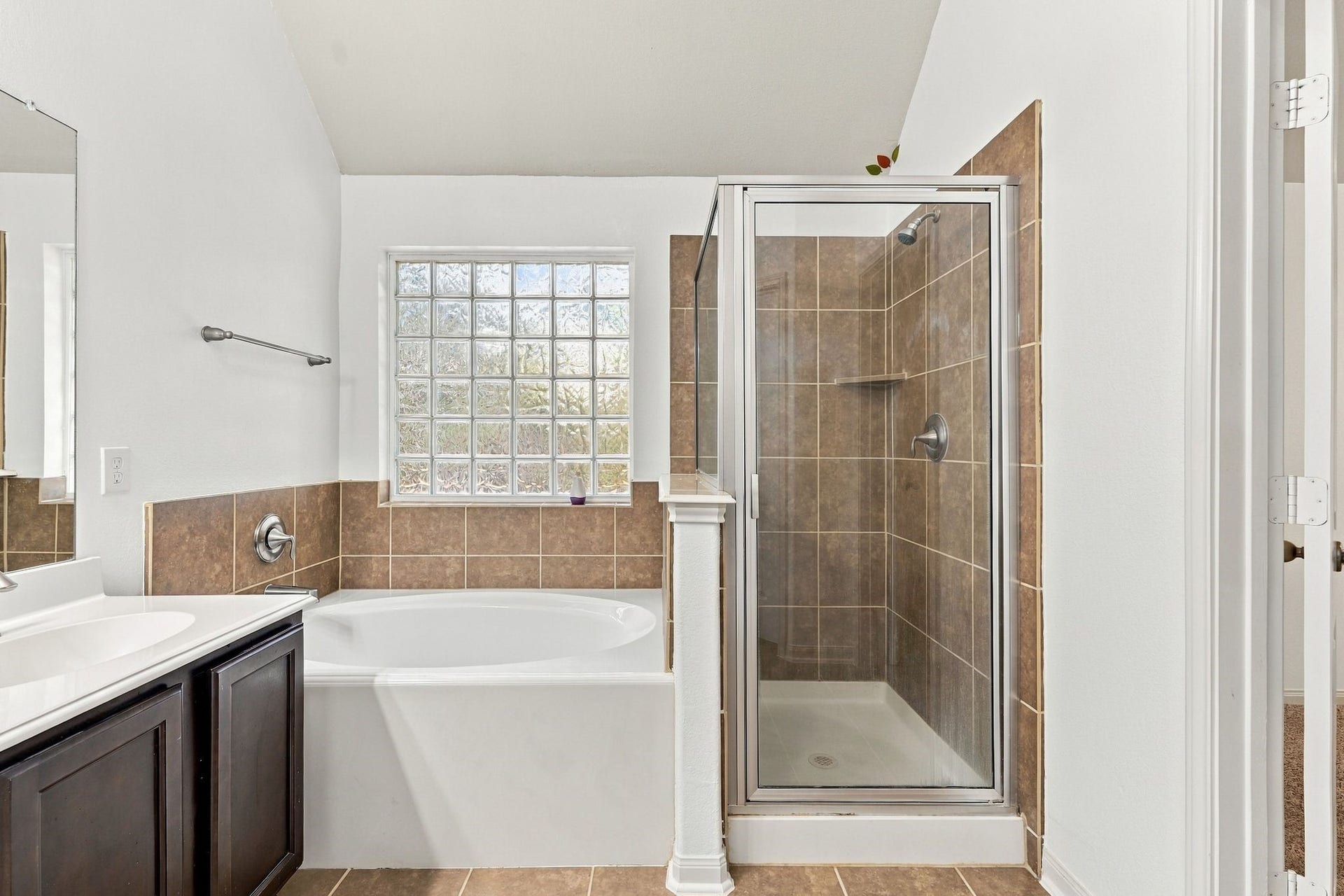 4523 Coues Deer Lane, Conroe, TX 77303 4523 Coues Deer Lane, Conroe, TX 77303