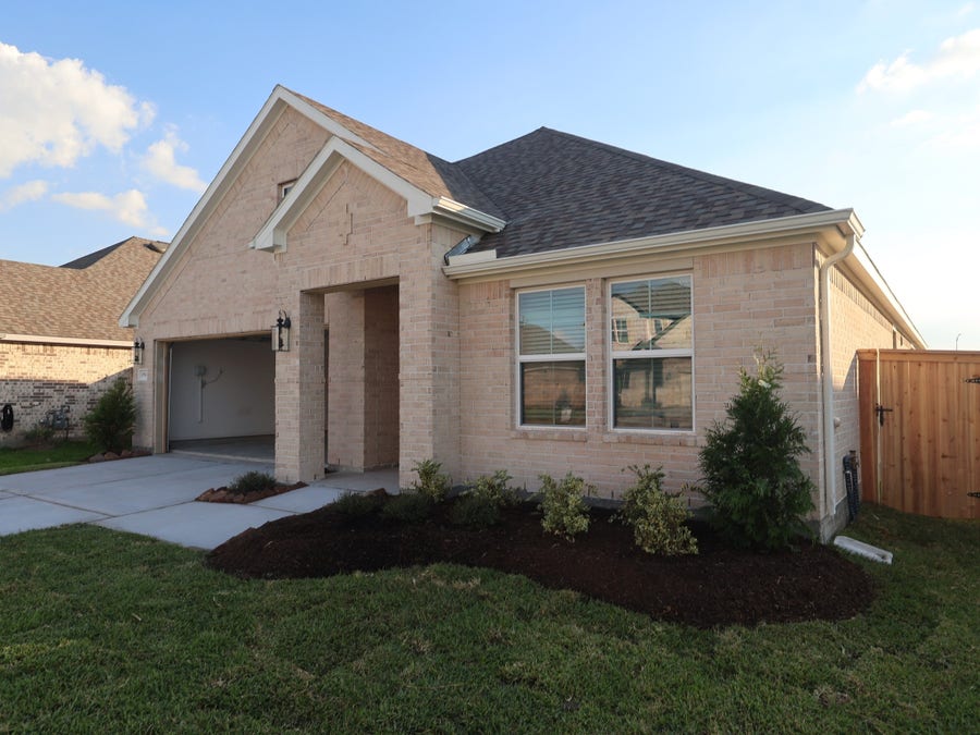 Property photo for 1904 Sleeping Hills Drive, Rosenberg, TX