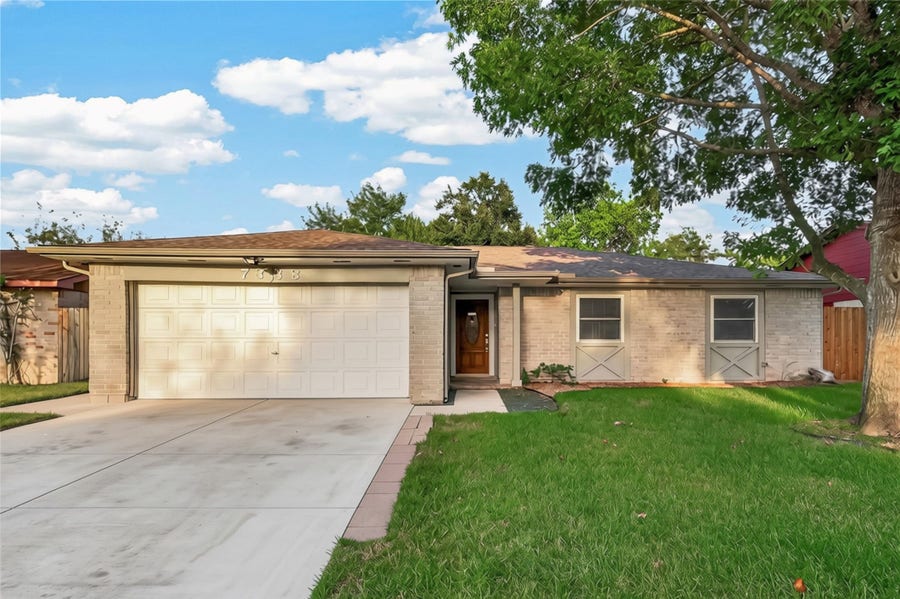Property photo for 7338 Cornwall Bridge Lane, Houston, TX