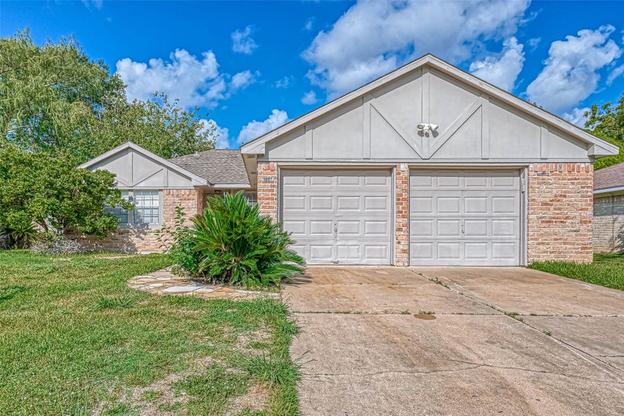 Property photo for 714 Canyon Garden Drive, Katy, TX
