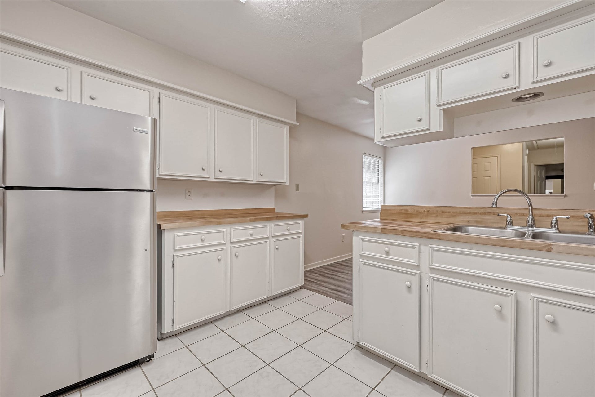 714 Canyon Garden Drive, Katy, TX 77450