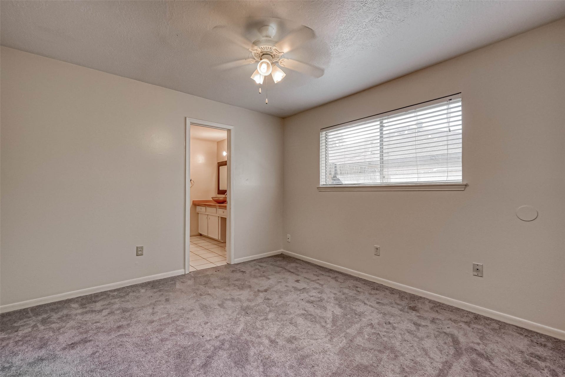 714 Canyon Garden Drive, Katy, TX 77450