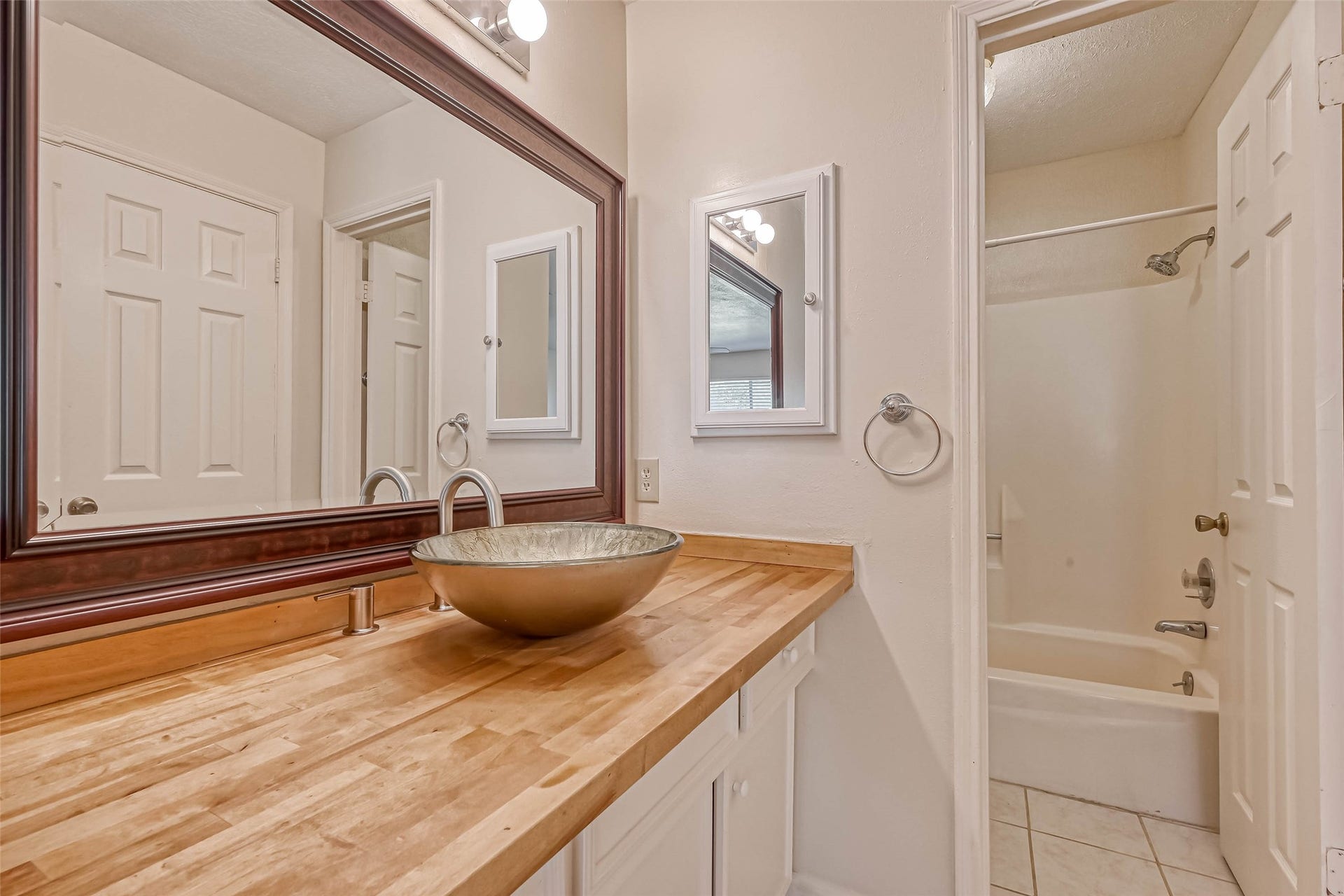714 Canyon Garden Drive, Katy, TX 77450