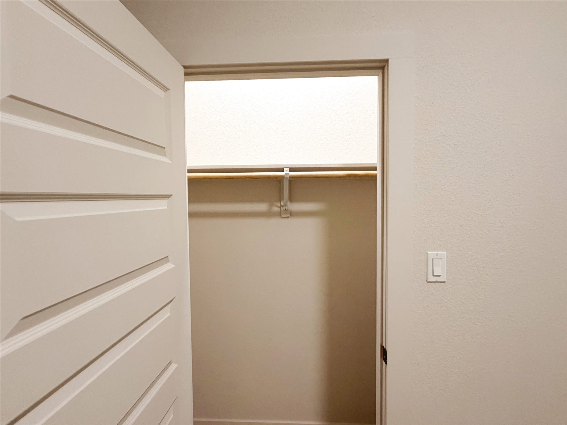 1916 A-B Roosevelt, Houston, TX 77012