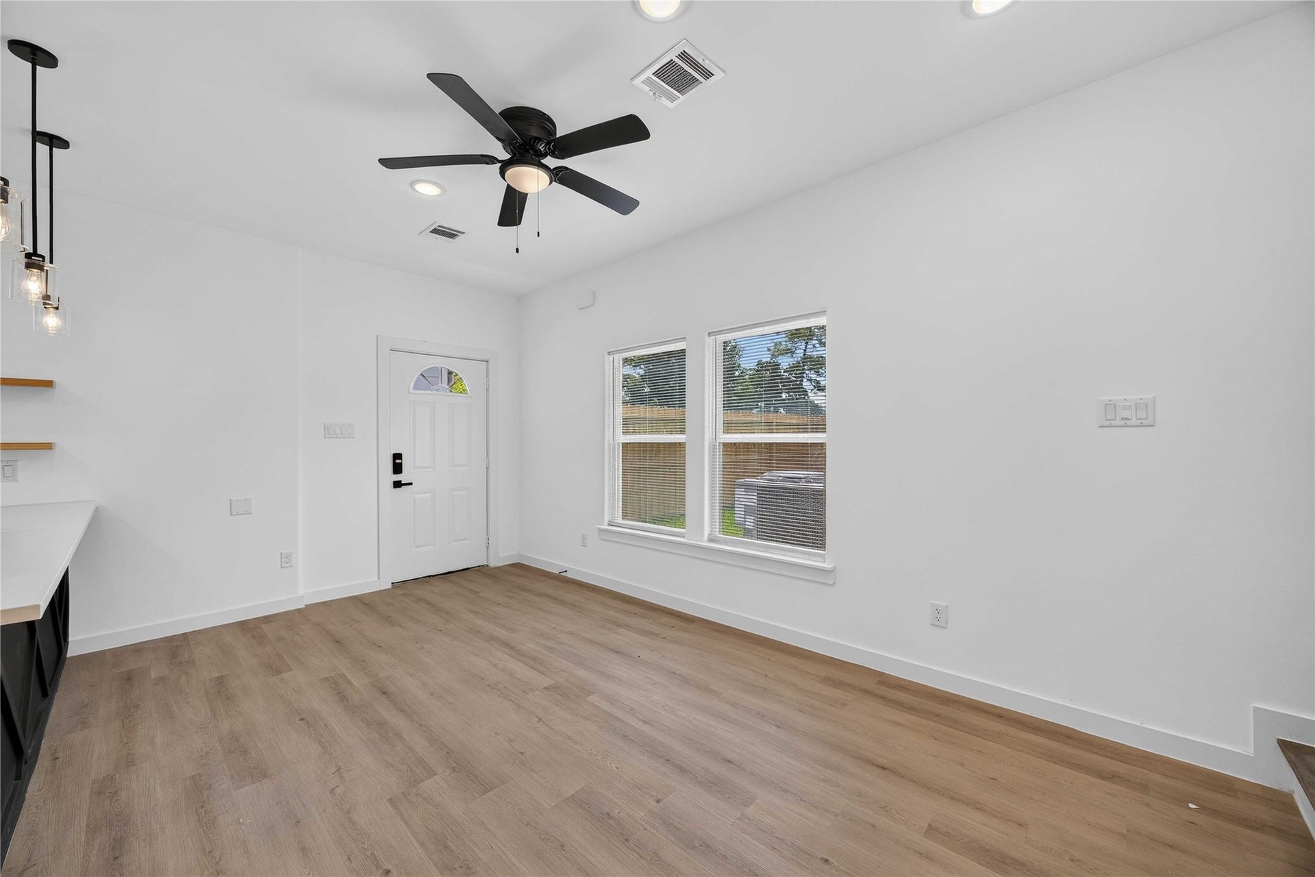 8210 Sterlingshire Street, #A/B, Houston, TX 77078 8210 Sterlingshire Street, #A/B, Houston, TX 77078