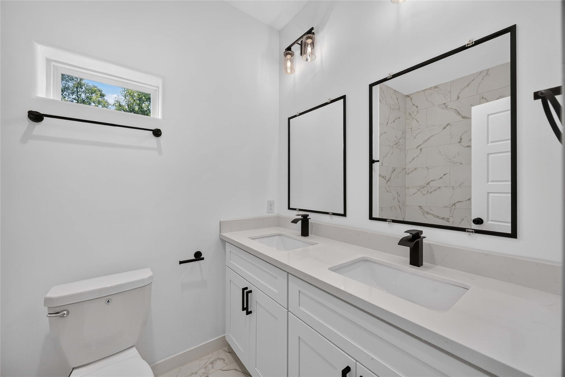 8210 Sterlingshire Street, #A/B, Houston, TX 77078 8210 Sterlingshire Street, #A/B, Houston, TX 77078