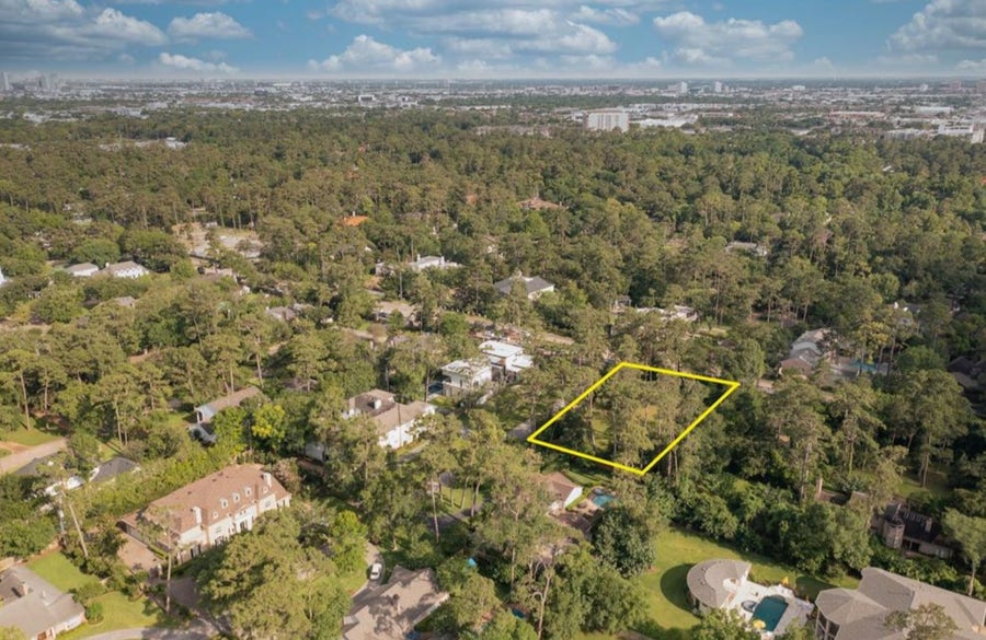 Property photo for 201 Millbrook Street, Houston, TX