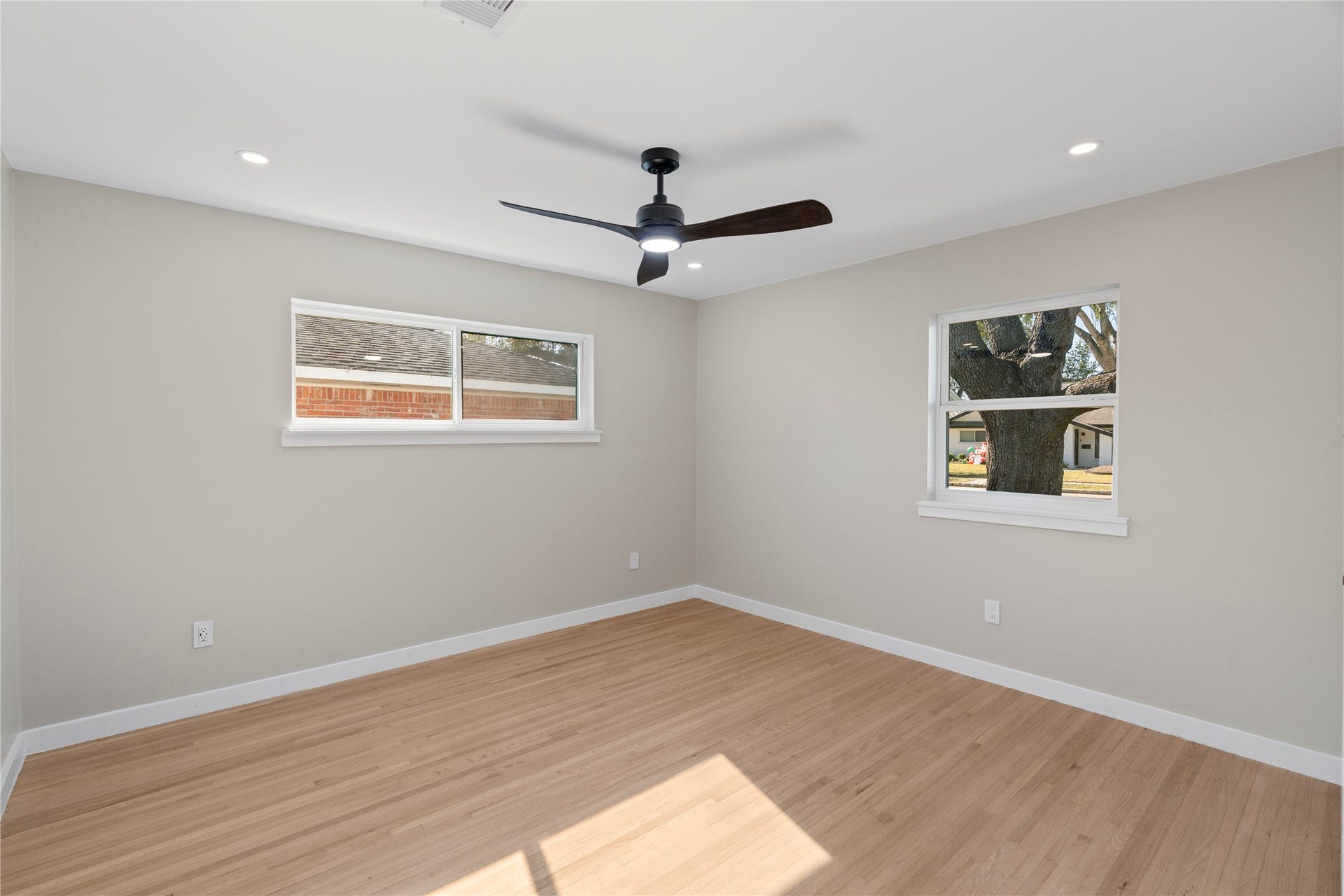 9203 Kapri Lane, Houston, TX 77025 9203 Kapri Lane, Houston, TX 77025