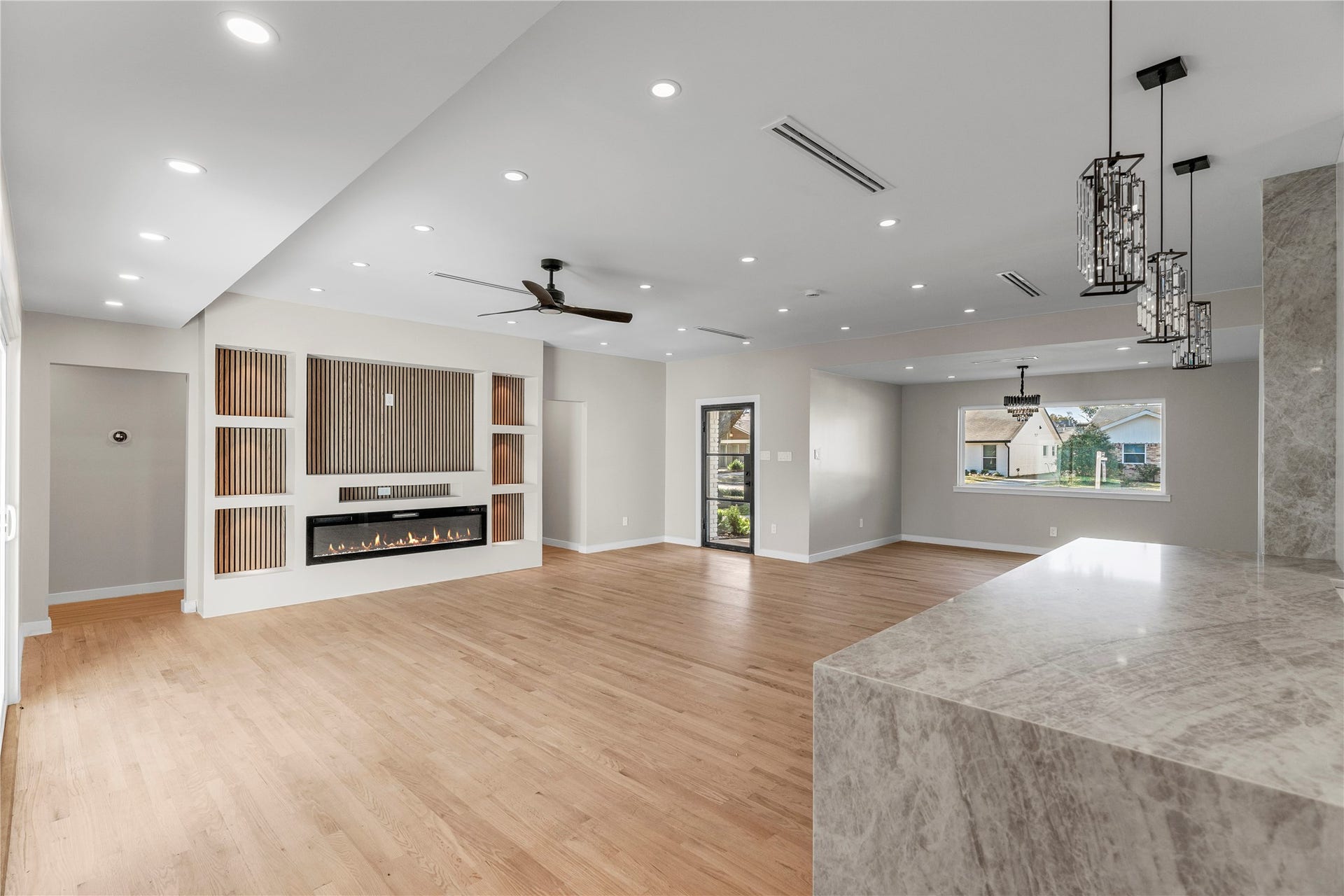 9203 Kapri Lane, Houston, TX 77025 9203 Kapri Lane, Houston, TX 77025