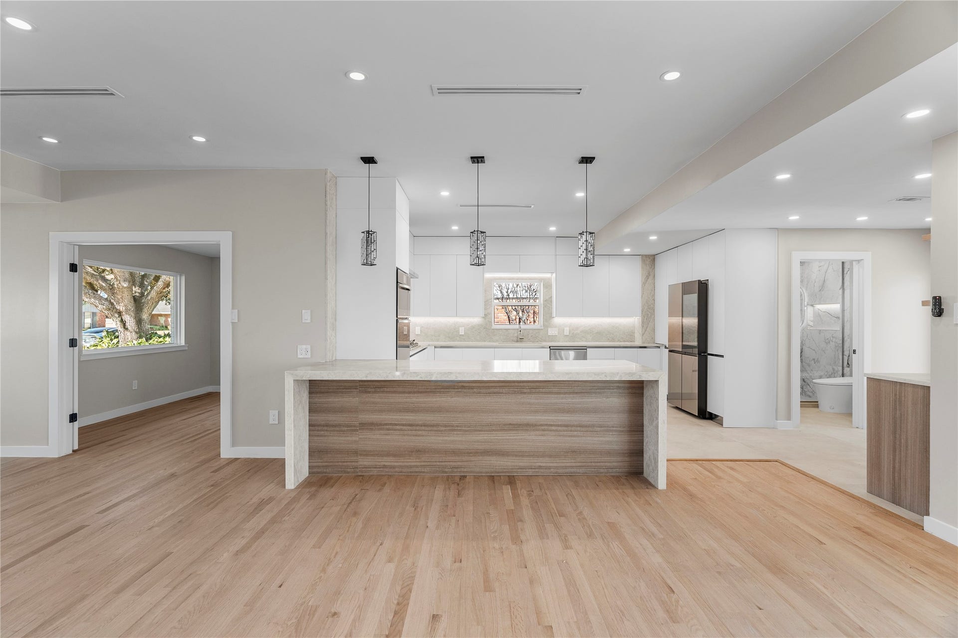 9203 Kapri Lane, Houston, TX 77025 9203 Kapri Lane, Houston, TX 77025