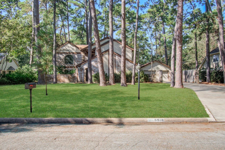 Property photo for 6618 Stoney River Drive, Spring, TX