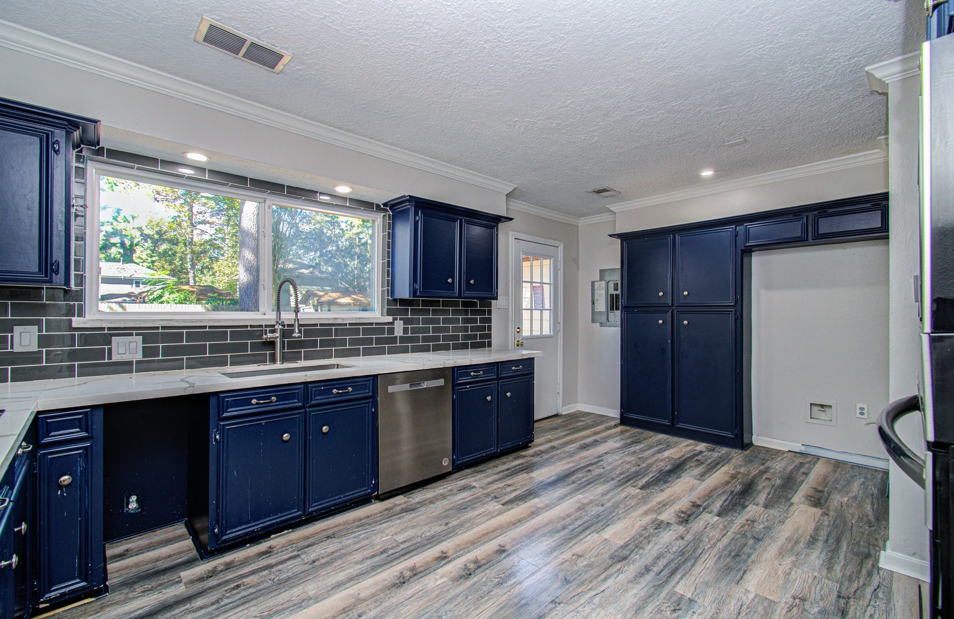 6618 Stoney River Drive, Spring, TX 77379