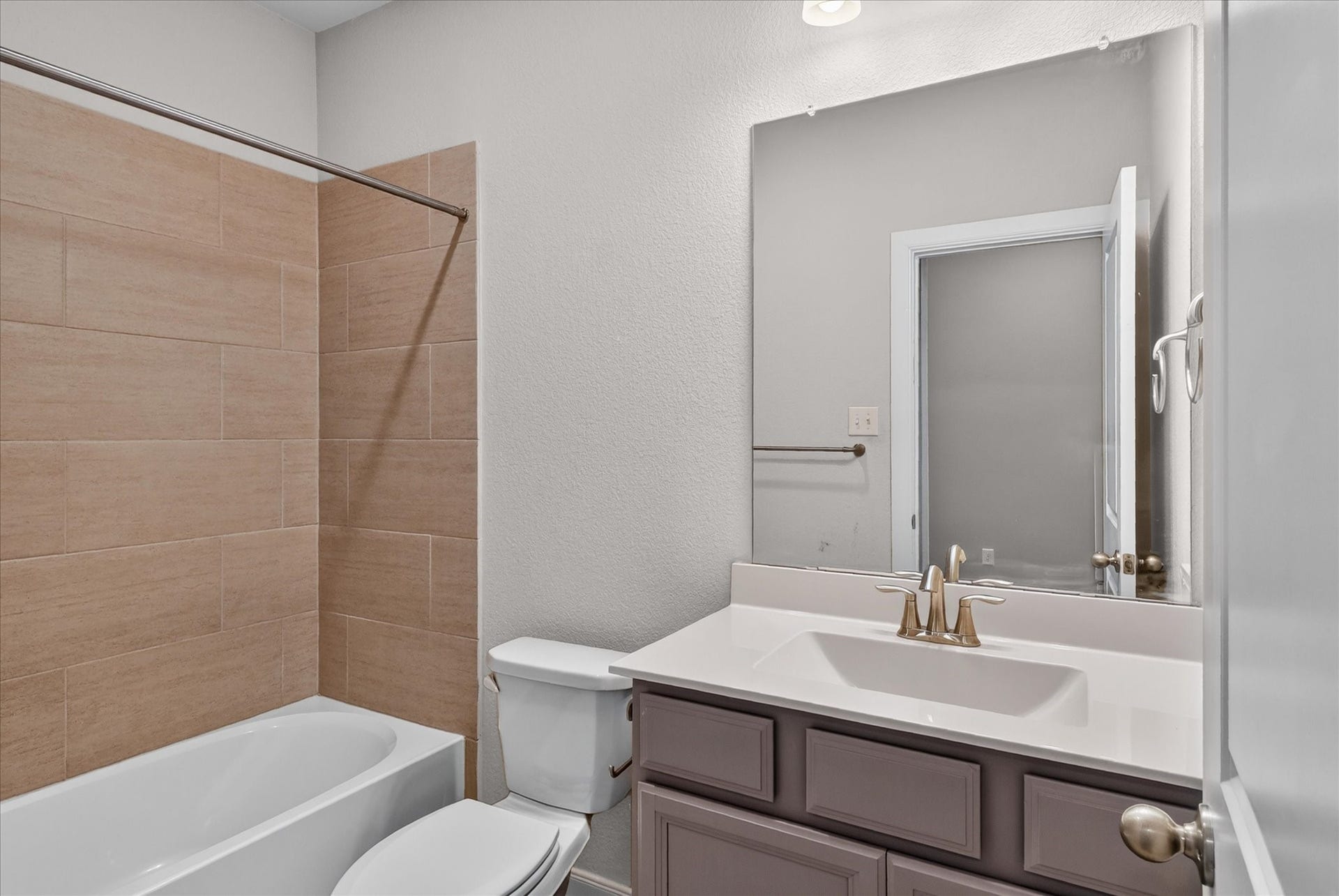 2523 Chestnut Oak Circle, Katy, TX 77494 2523 Chestnut Oak Circle, Katy, TX 77494