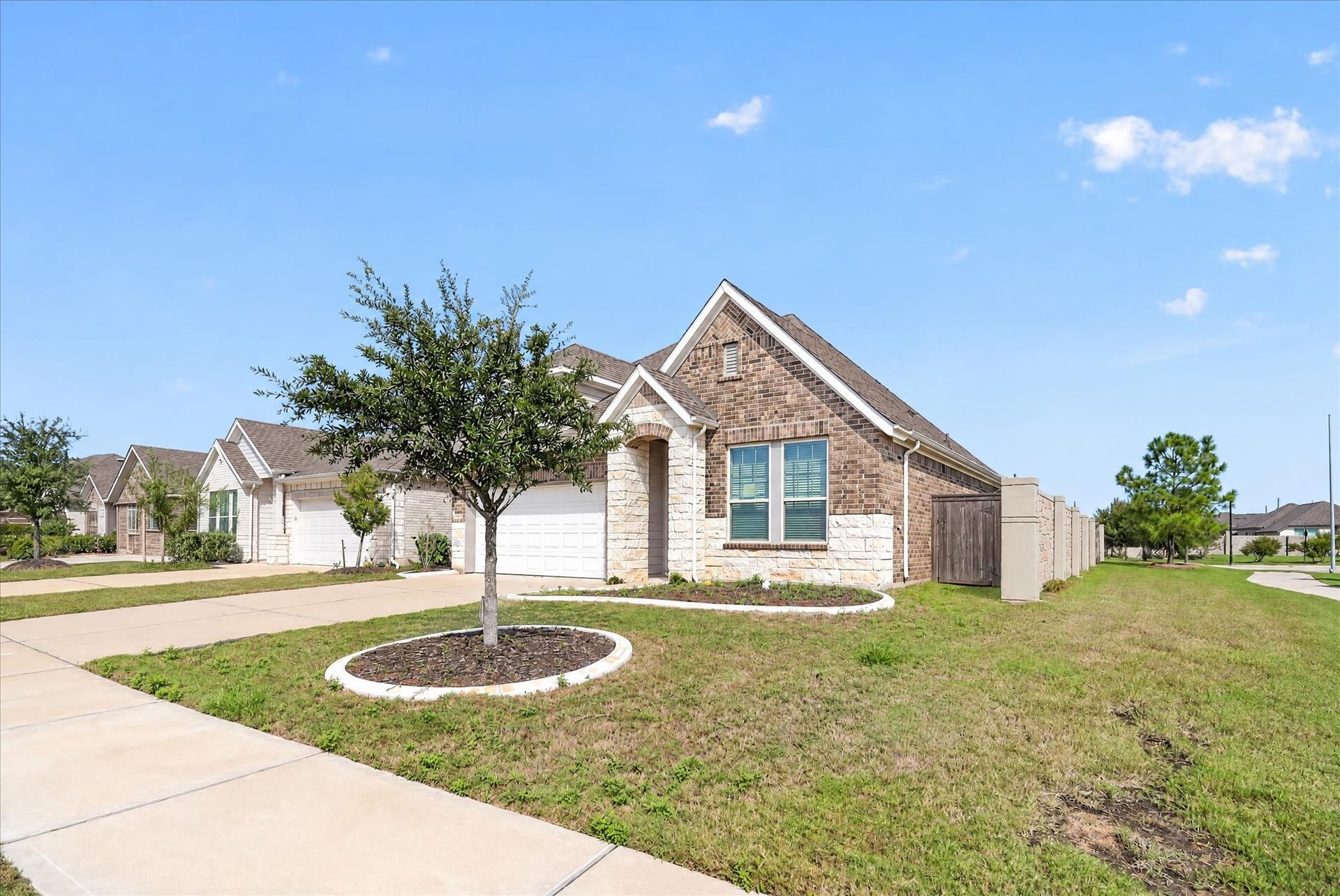 2523 Chestnut Oak Circle, Katy, TX 77494 2523 Chestnut Oak Circle, Katy, TX 77494